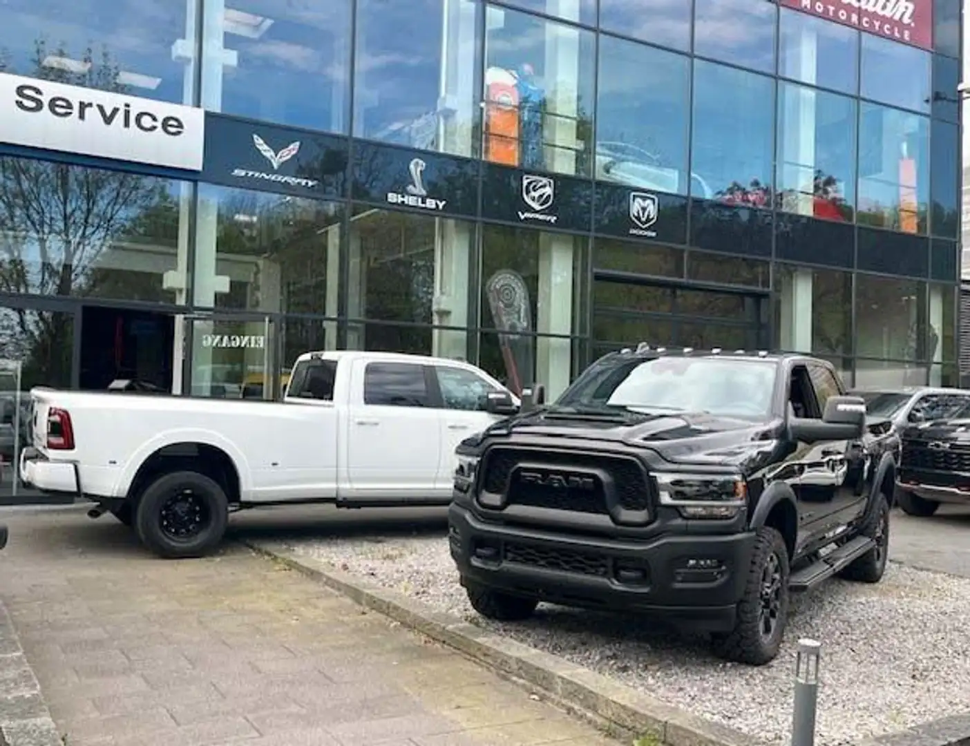 Dodge RAM 2500 Rebel Crew Cab  RAMBOX 6.7l TD 3.99% Schwarz - 2