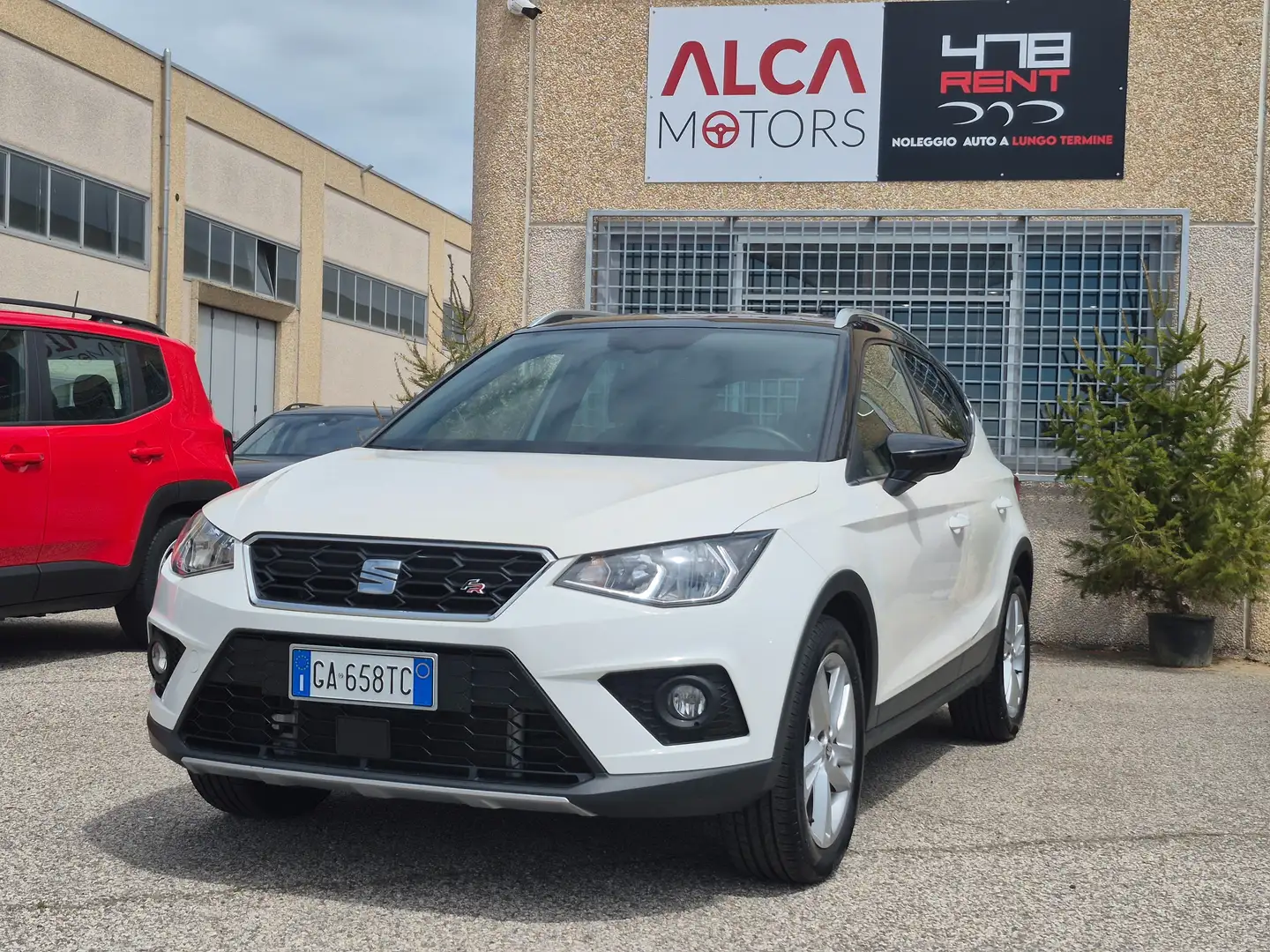SEAT Arona 1.0 tgi FR 90cv PREZZO REALE PARI AL NUOVO Wit - 1