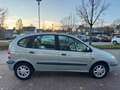 Renault Scenic 1.6  KLIMA. 1. HAND.Rentnerfahrzeug.Tüv Neu Grau - thumbnail 10