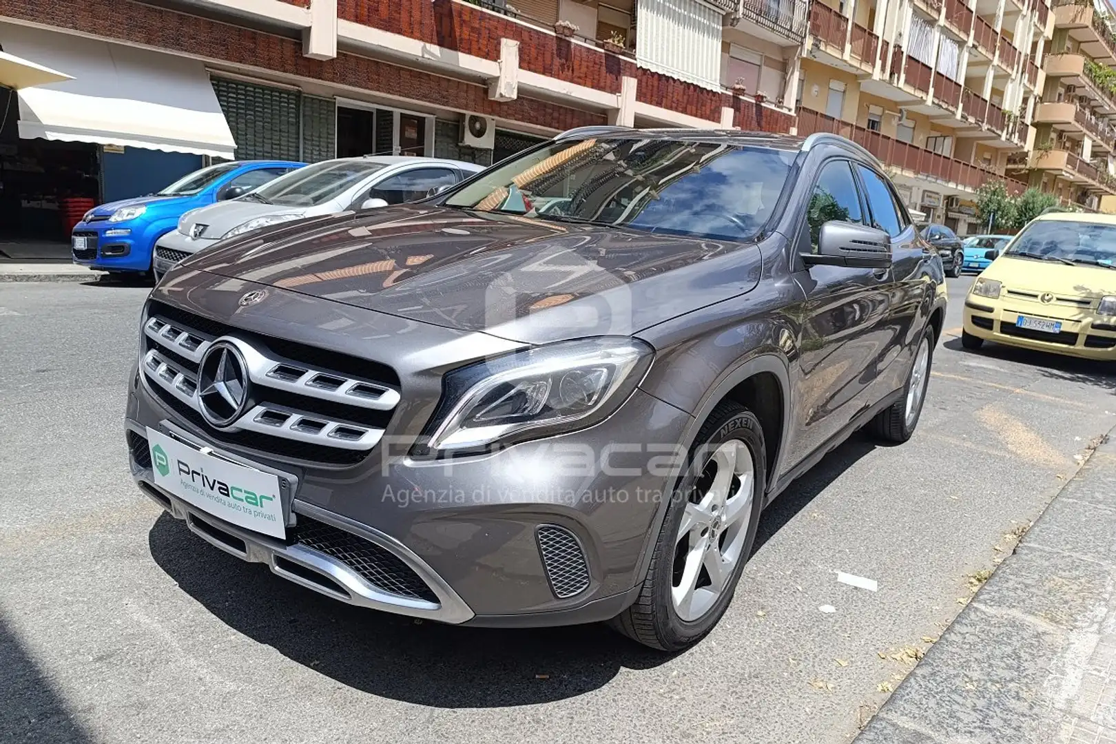 Mercedes-Benz GLA 200 GLA 200 d Automatic 4Matic Premium Argento - 1