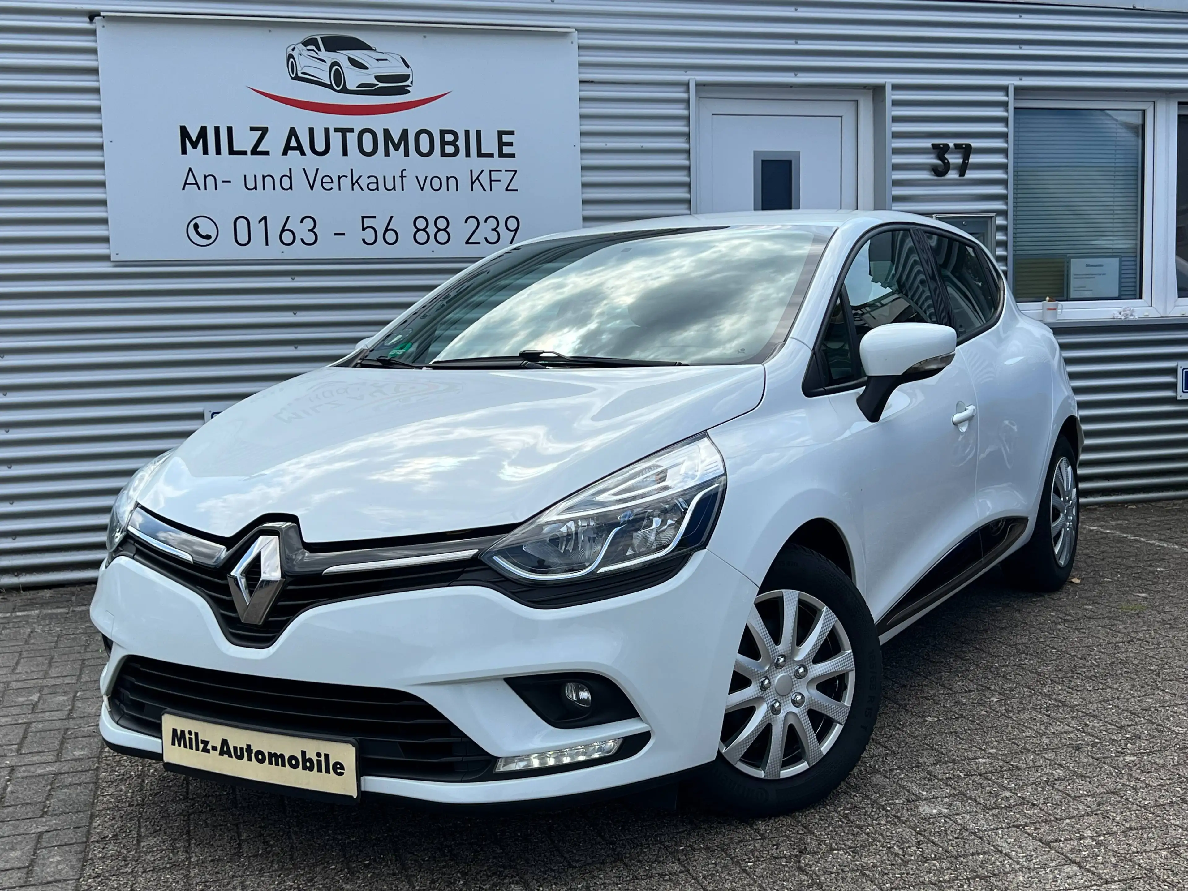 Renault Clio Limited / MwSt.