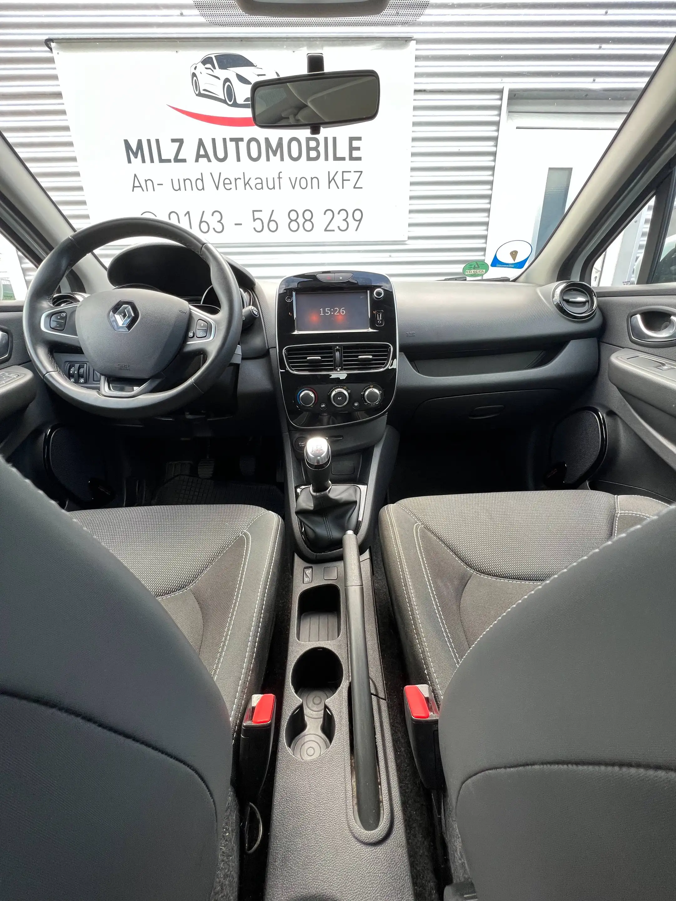 Renault Clio Limited / MwSt. — photo 7