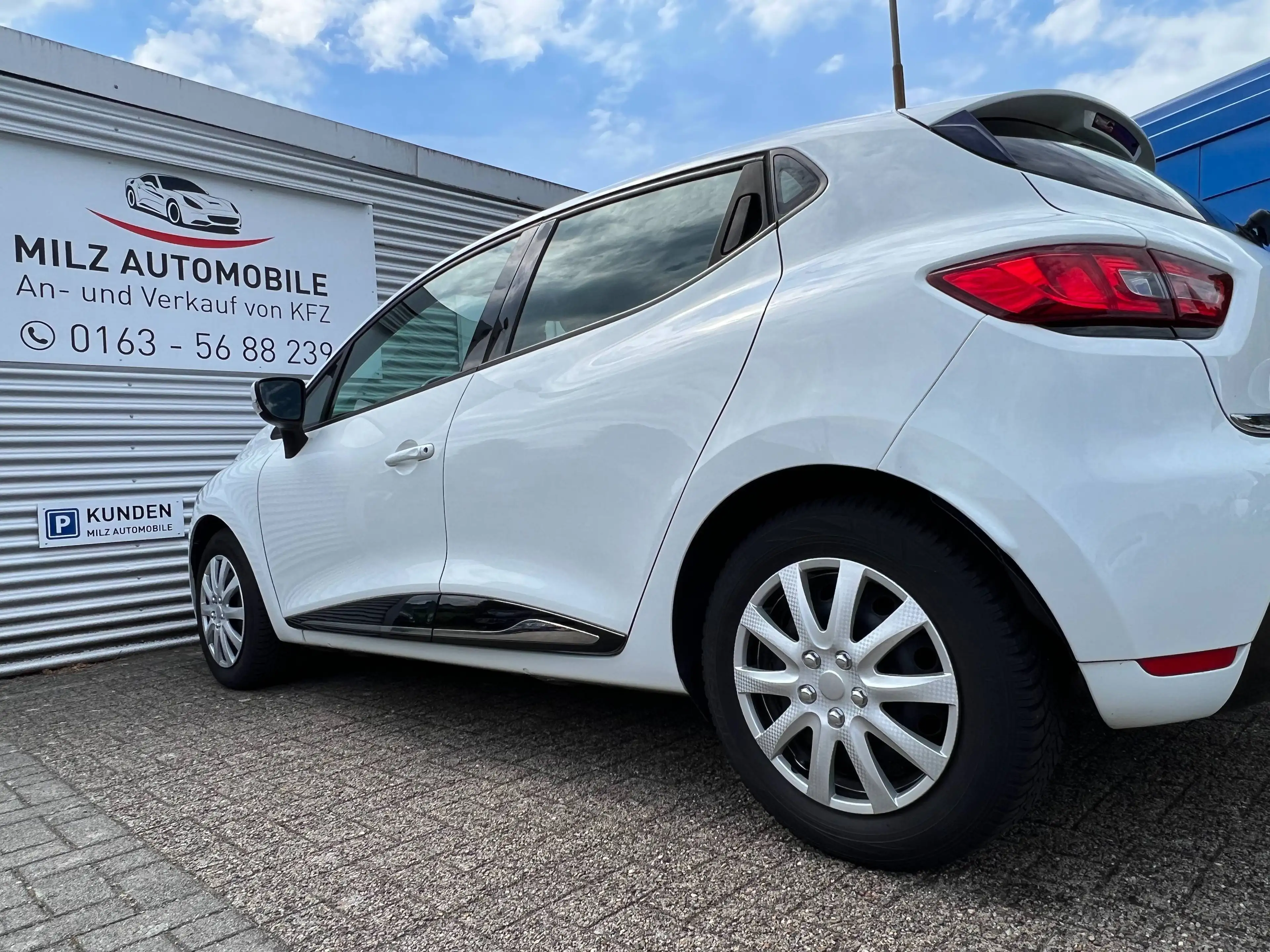 Renault Clio Limited / MwSt. — photo 2