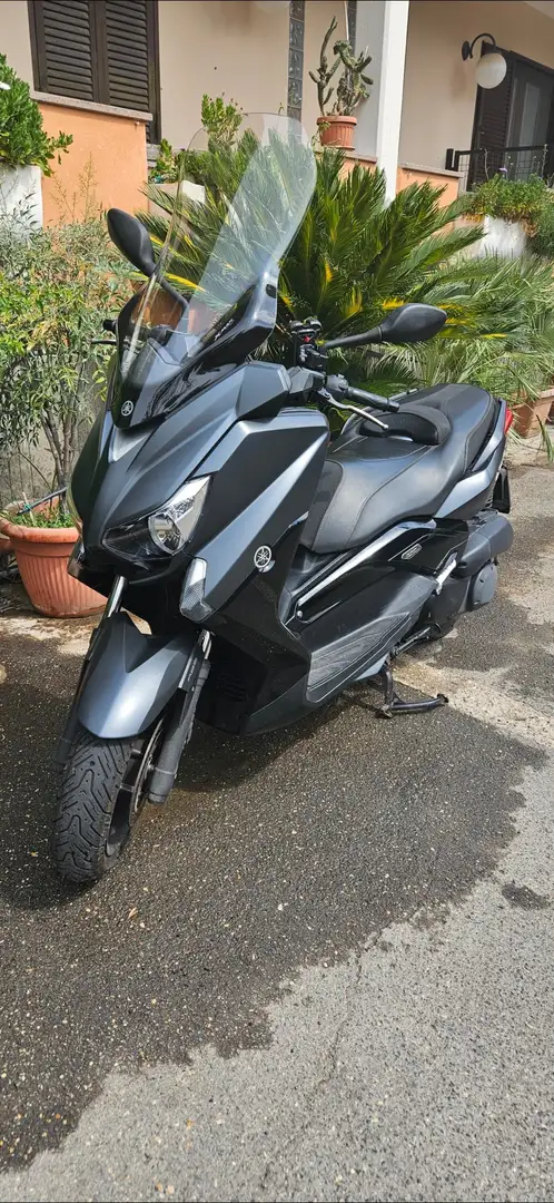 Yamaha X-Max 250 Iron max - 2