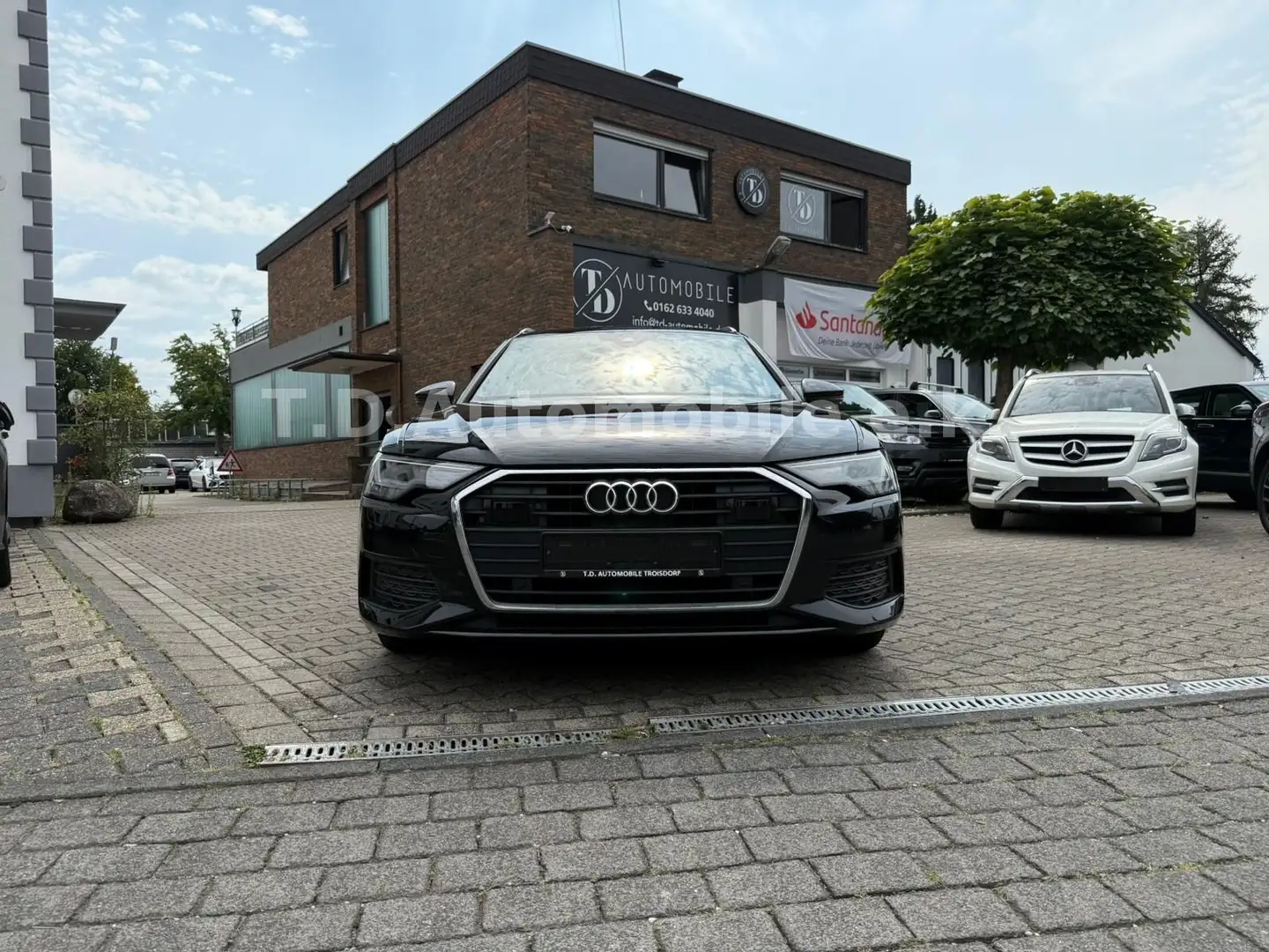 Audi A6 Avant 40 TDI basis / TÜV Neu / Insp. Neu Schwarz - 2