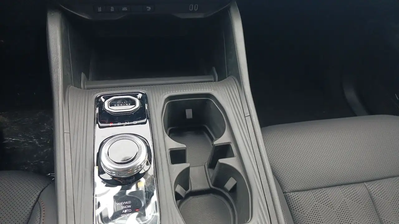 Jeep Cherokee снимка Jeep Cherokee