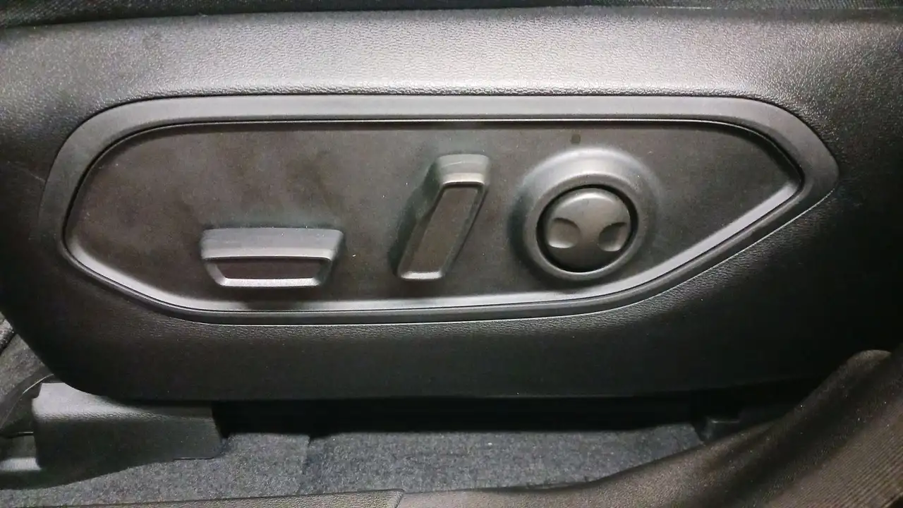 Jeep Cherokee снимка Jeep Cherokee