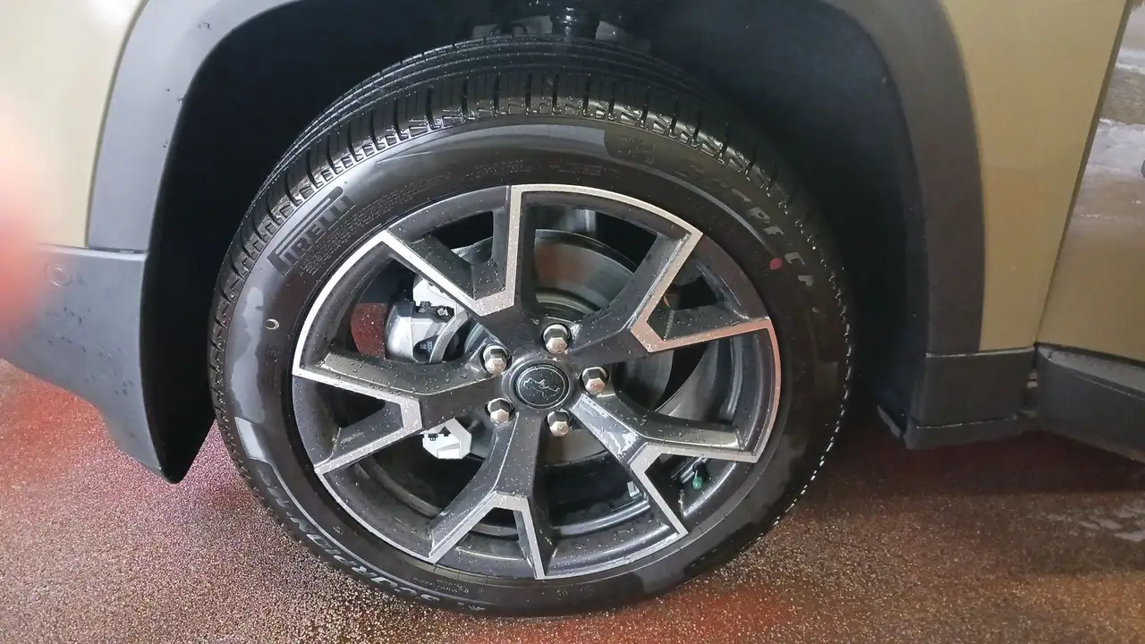 Jeep Cherokee снимка Jeep Cherokee