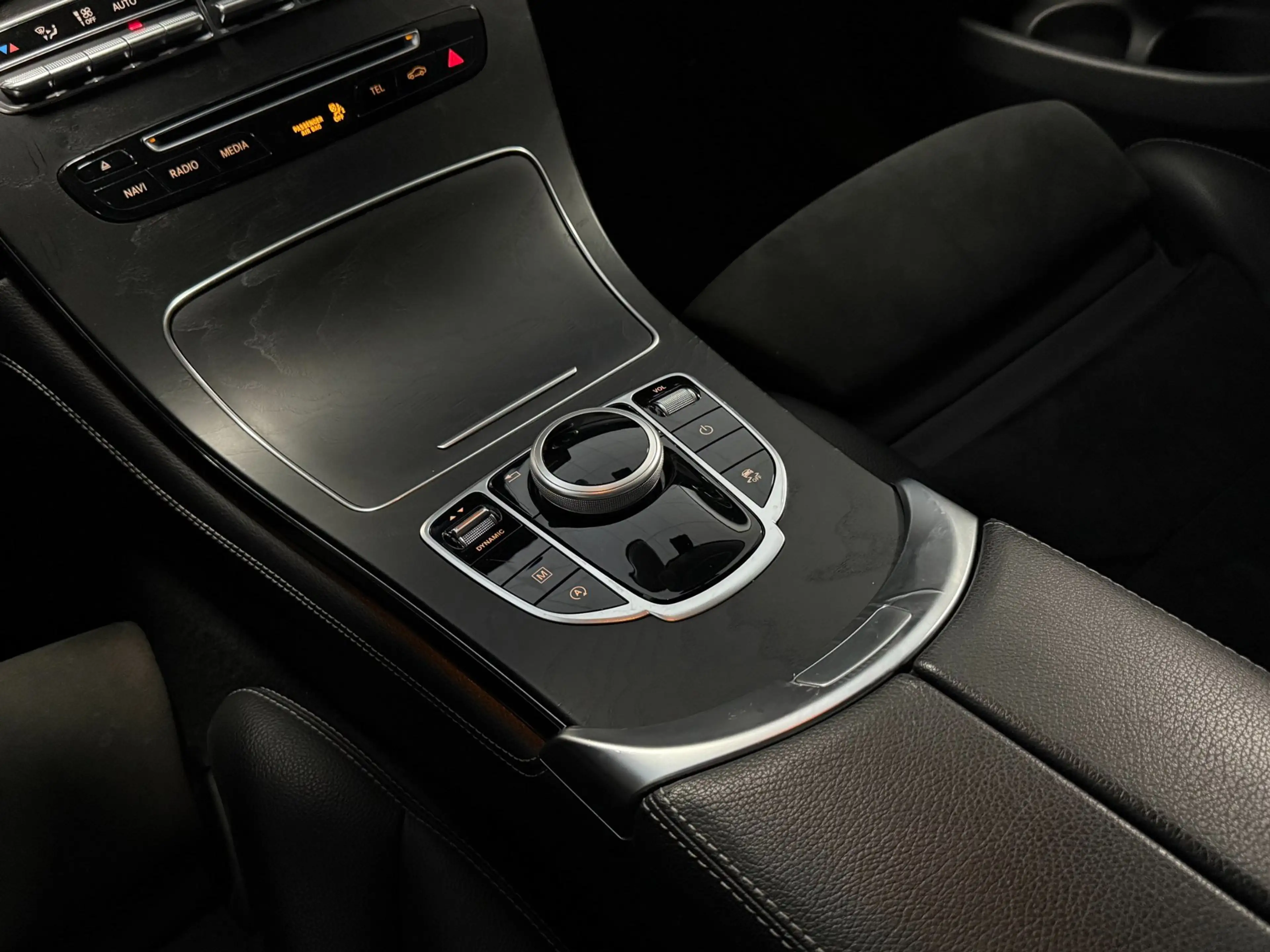 Mercedes-Benz GLC 250 AMG Line 4MATIC Sport Edition Premium Plus|360CAM| — photo 16