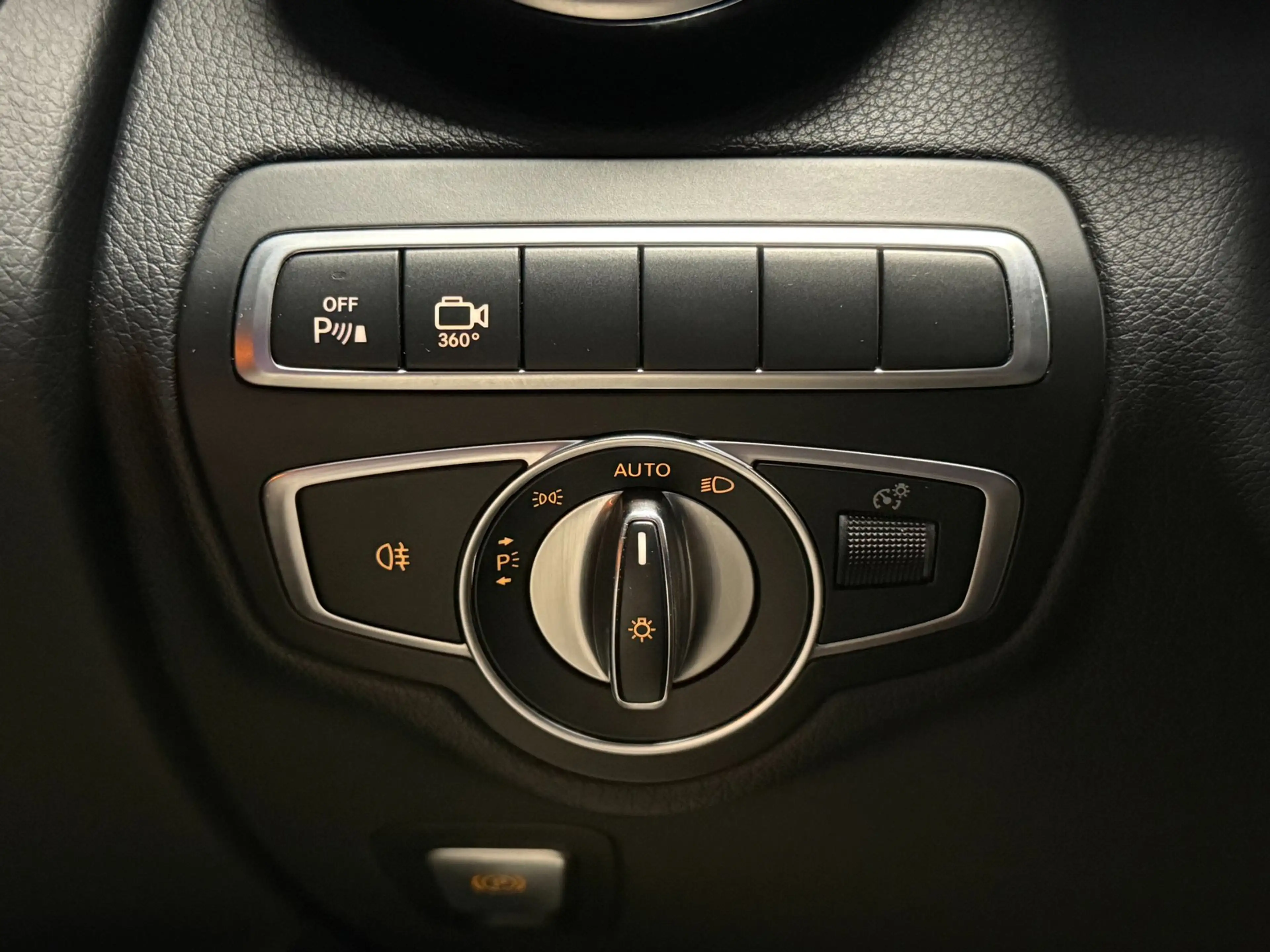Mercedes-Benz GLC 250 AMG Line 4MATIC Sport Edition Premium Plus|360CAM| — photo 23