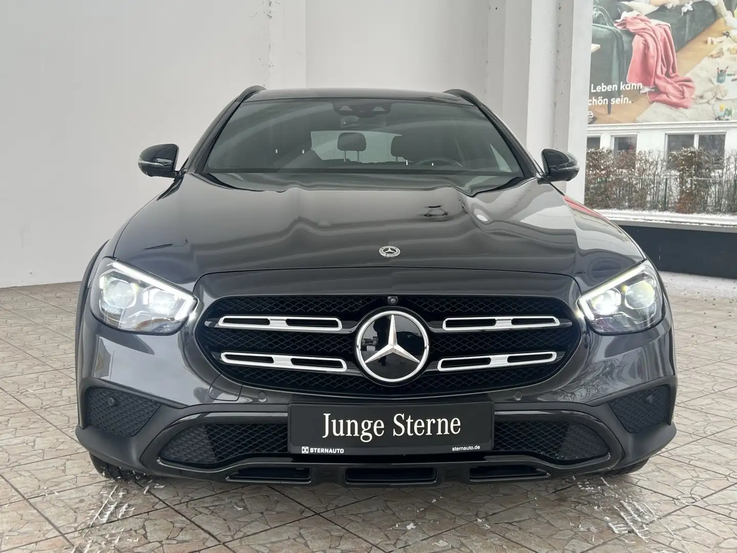 Mercedes-Benz E 400 E 400 d 4M T All-Terrain AVANTGARDE/Pano.-Dach Grau - 2