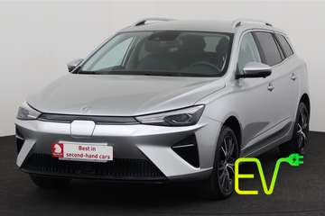 EXTENDED RANGE  61kWh + A/T + GPS + CAMERA + PDC +