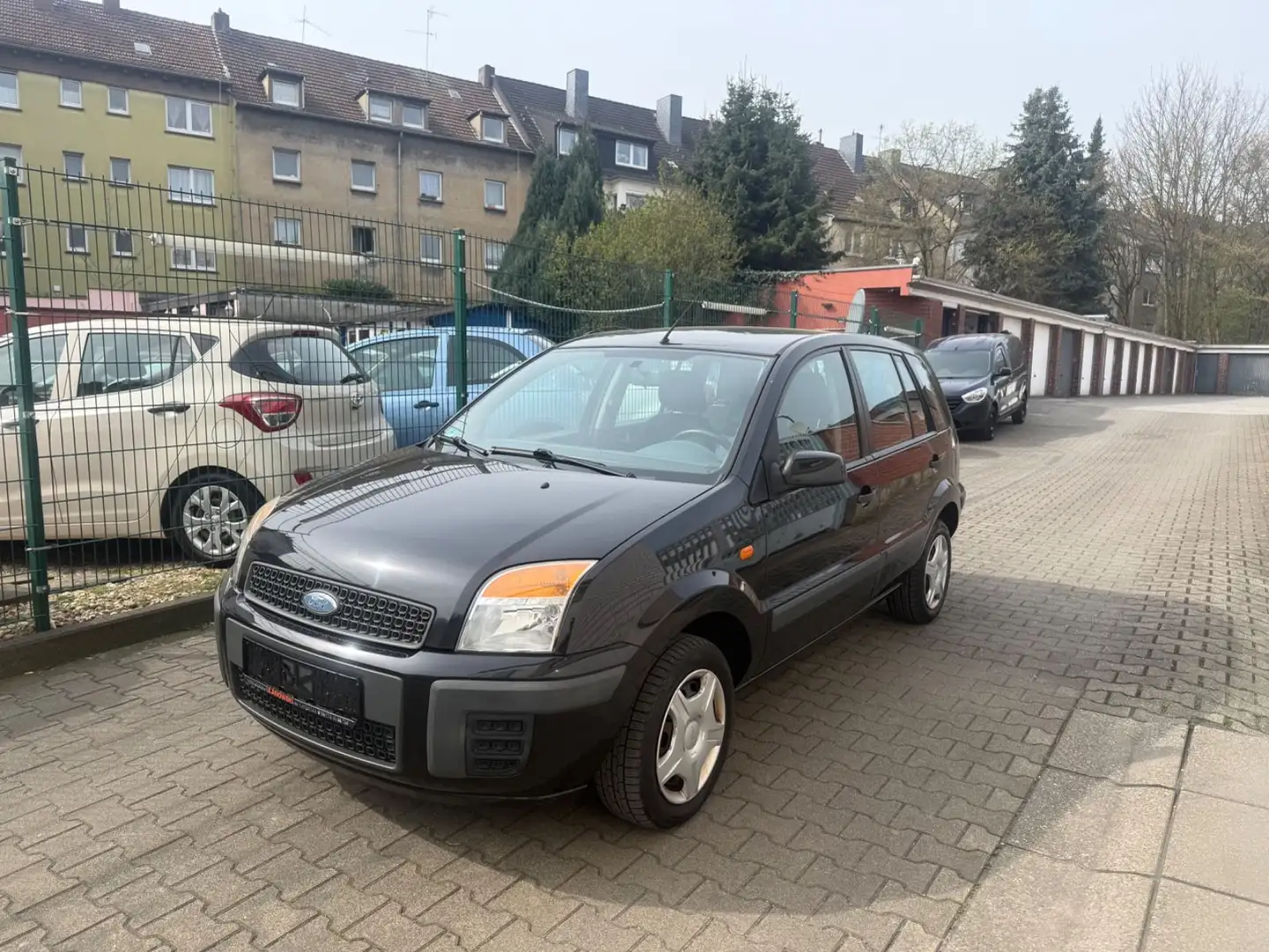 Ford Fusion Style TÜV NEU* 2.HAND* WIE NEU Negro - 1