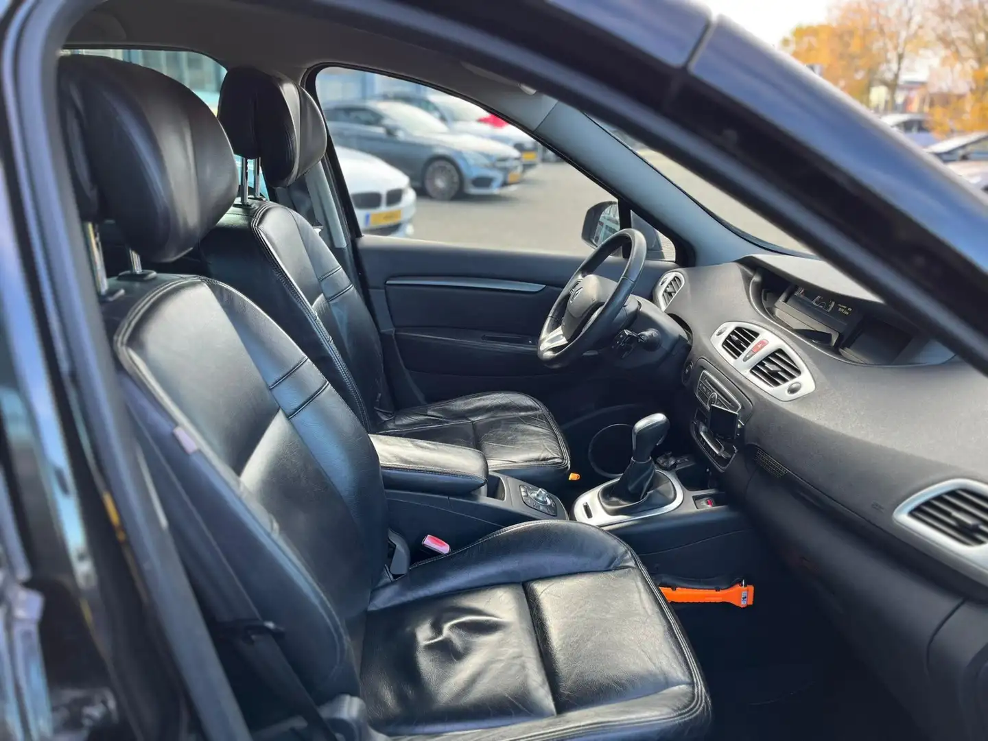 Renault Grand Scenic 2.0 Dynamique 7-Persoons (Trekhaak, Automaat, Inru Noir - 2