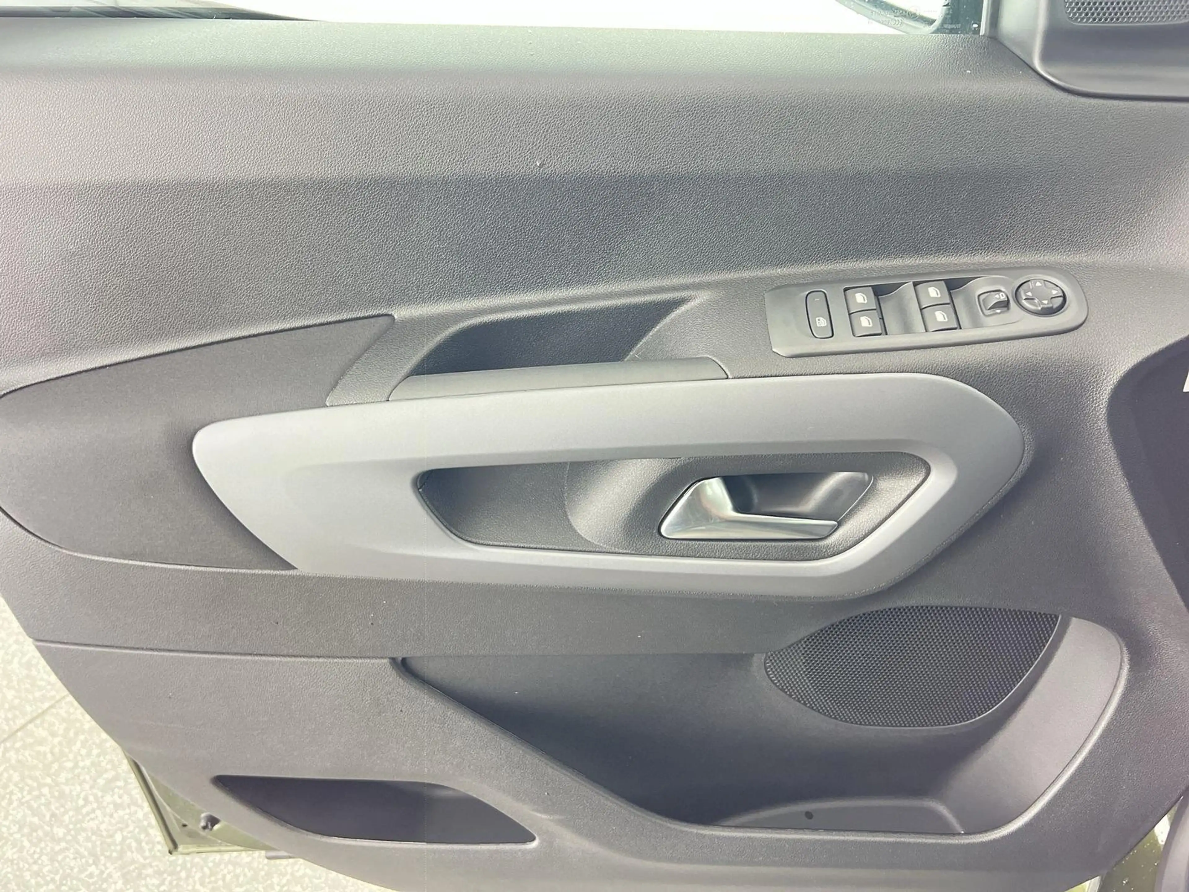 Opel Combo Life Edition 1.5 D*NAVI*LHZ*RFK*uvm — photo 10