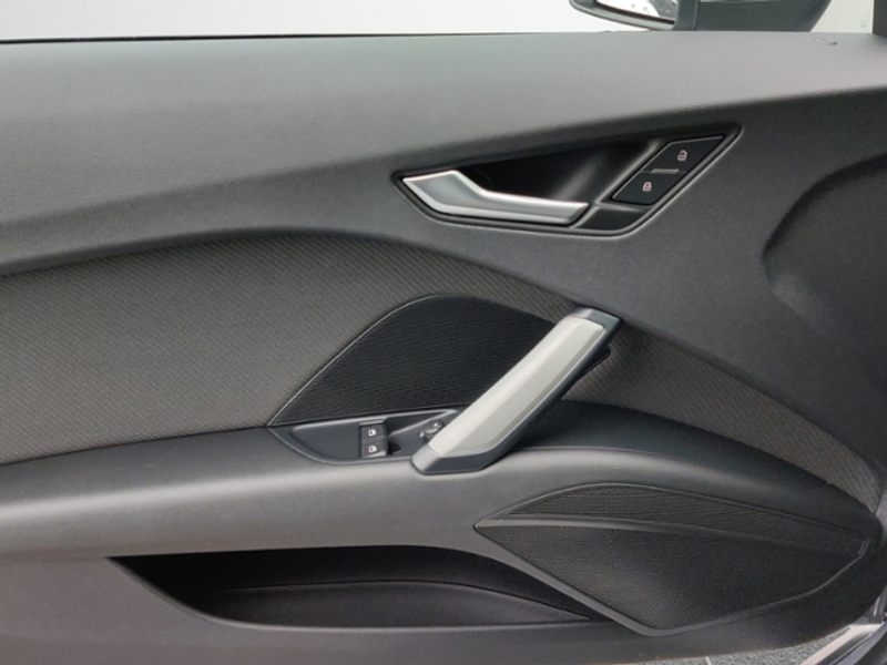 Audi TT Roadster 40+TFSi+NAVI+KAMERA+KLIMA+APS+SHZ+ — photo 15