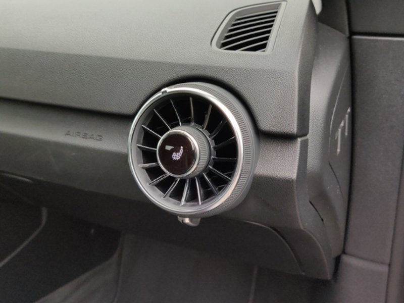 Audi TT Roadster 40+TFSi+NAVI+KAMERA+KLIMA+APS+SHZ+ — photo 18