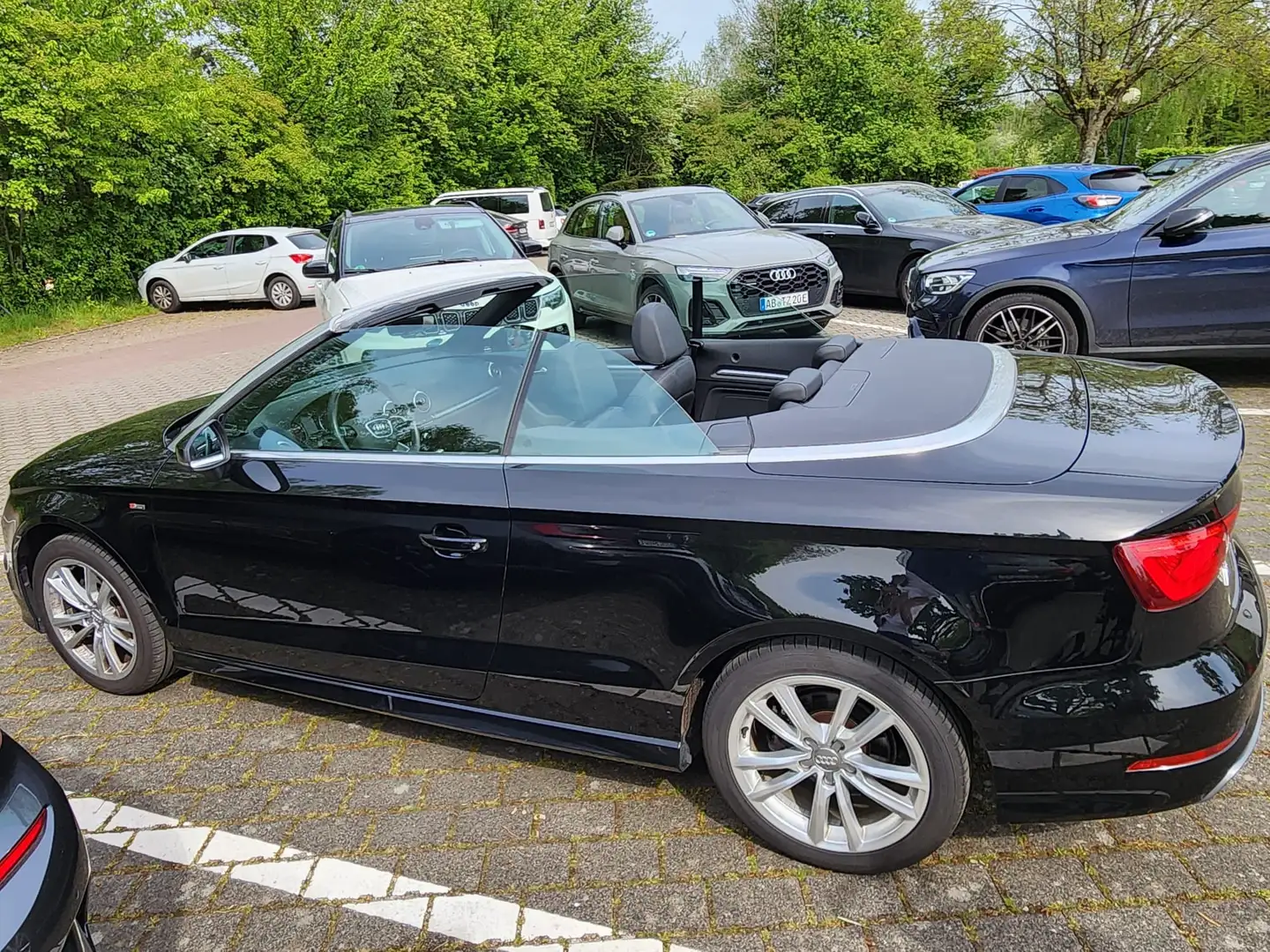 Audi Cabriolet A3 Black - 1
