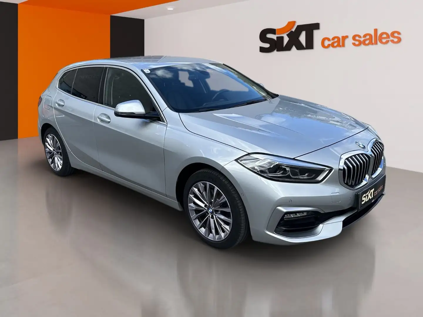 BMW 116 d Luxury Line|Kamera|HeadUp|Parkass.-Paket Silber - 1