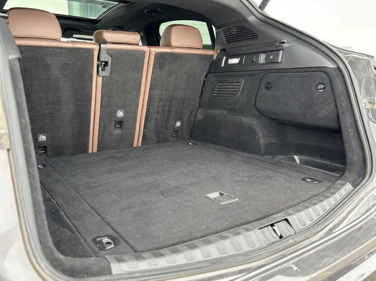 Alfa Romeo Stelvio снимка Alfa Romeo Stelvio