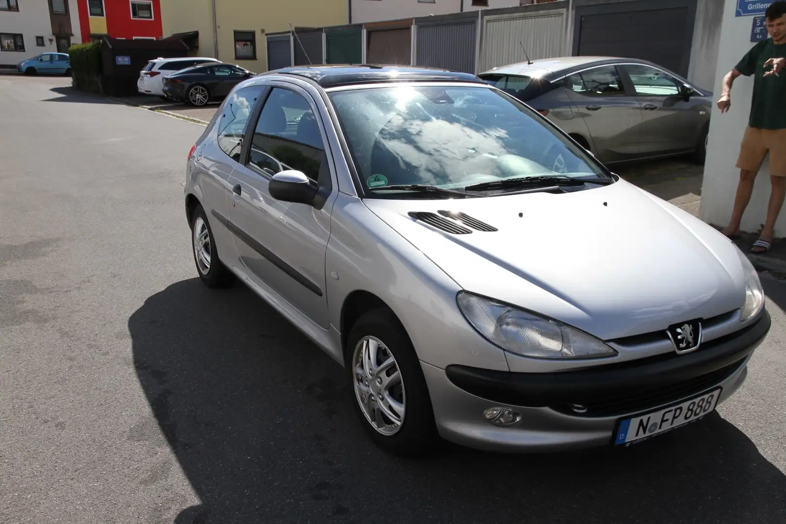 Peugeot 206 60 Style (mit Schiebedach) Silber - 1