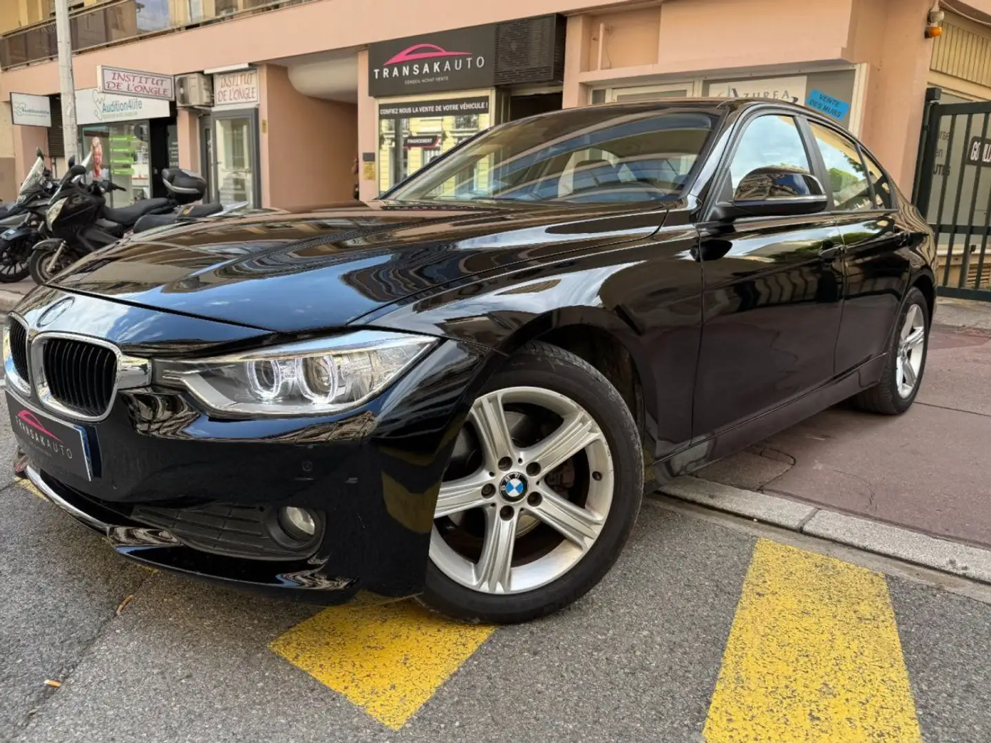 BMW 320 SERIE F30 320d 2.0L 184 CV Sport Noir - 1