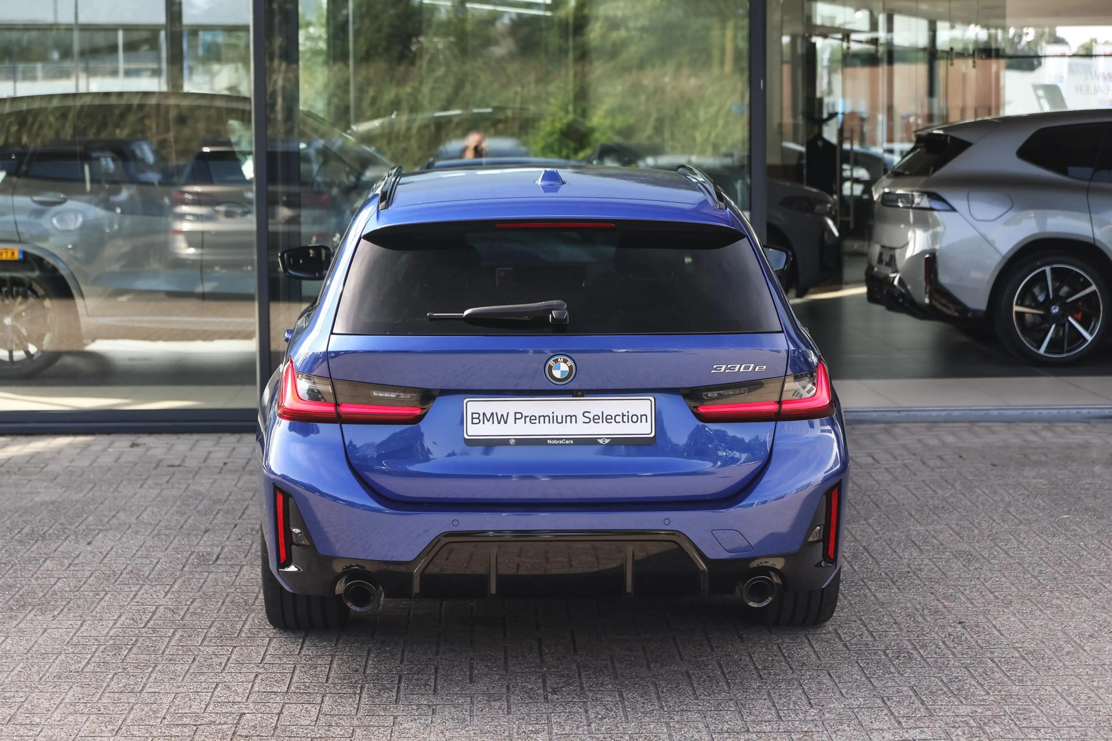 BMW 330 3 Serie Touring 330e M Sport Automaat / Sportstoel — photo 6