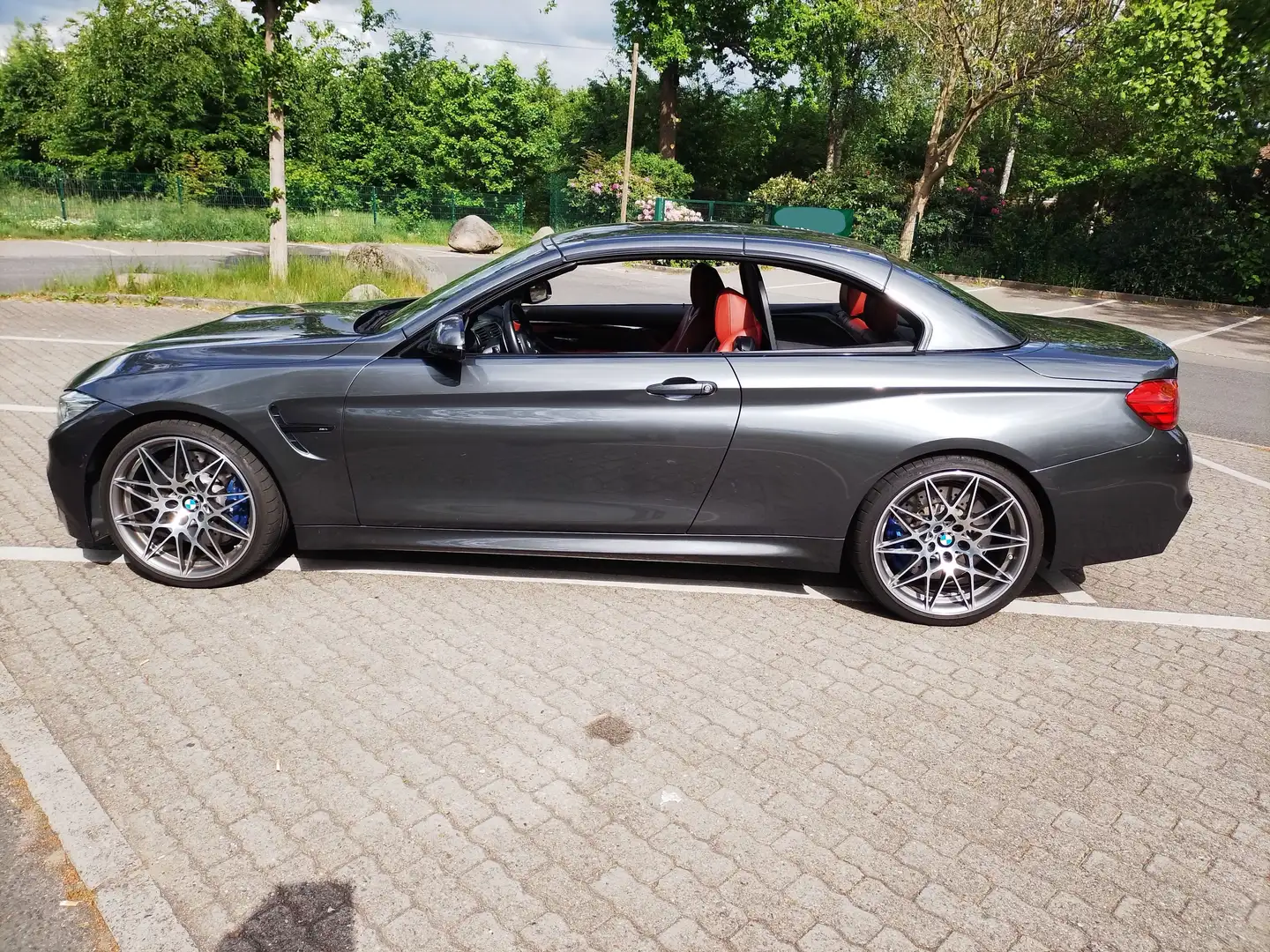 BMW M4 Cabrio DKG Competition mit Keramikversiegelung Grau - 1