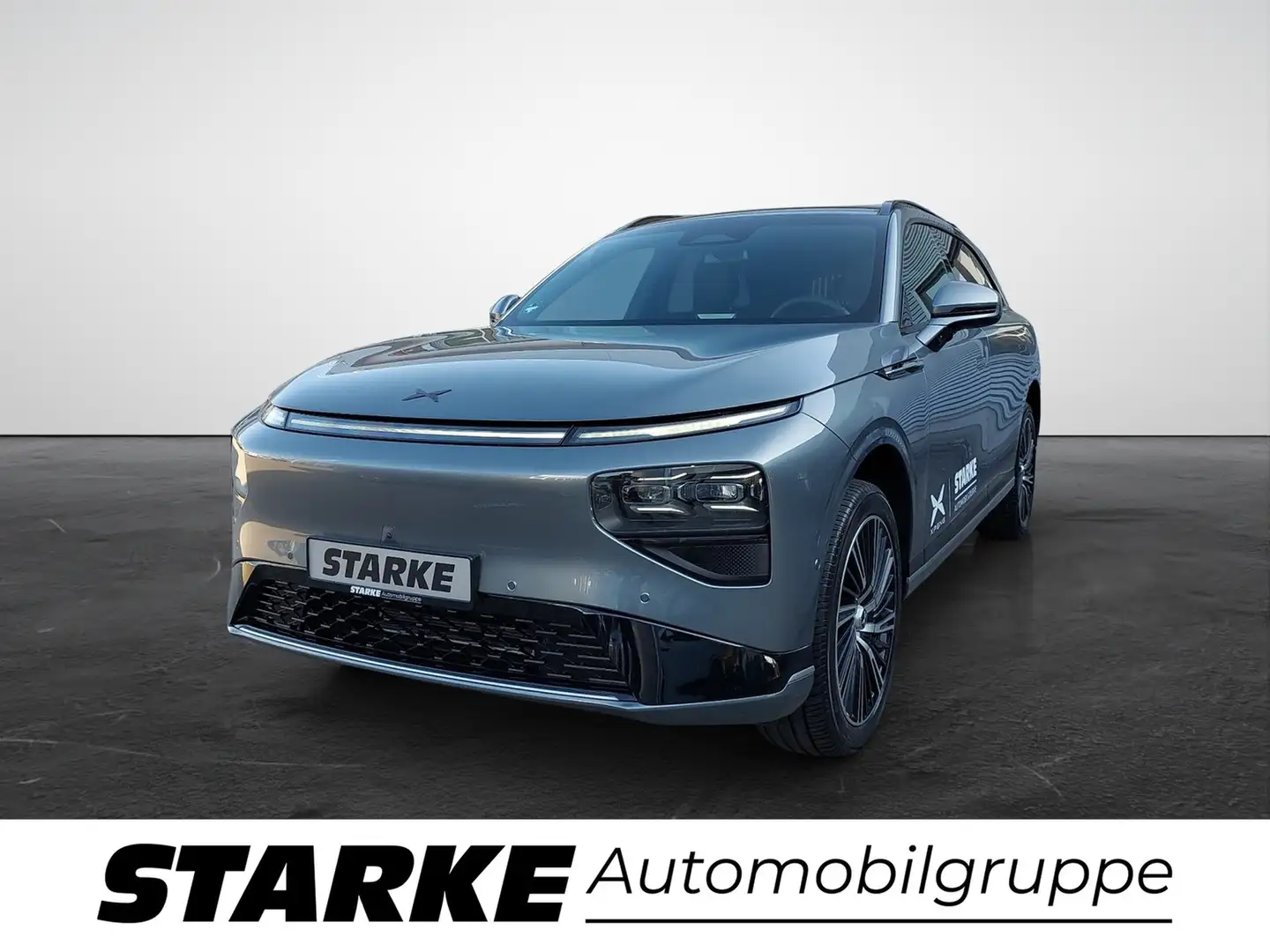 Xpeng G9 AWD Performance Grau - 1