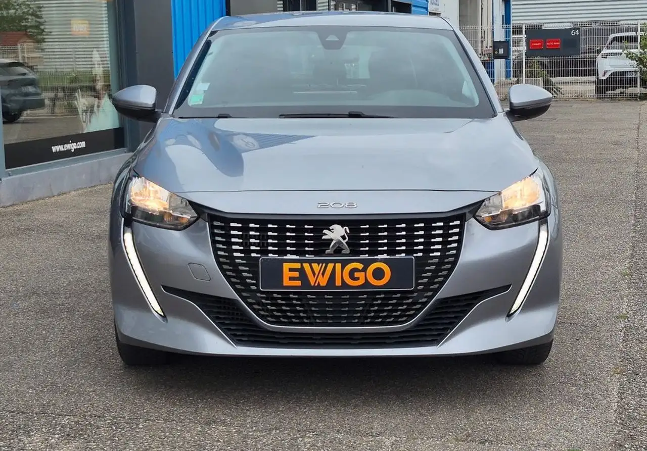 Peugeot 208 208 — photo 8