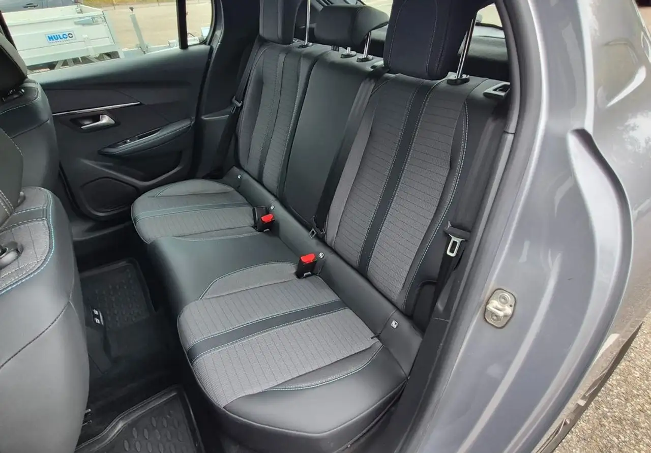 Peugeot 208 208 — photo 15