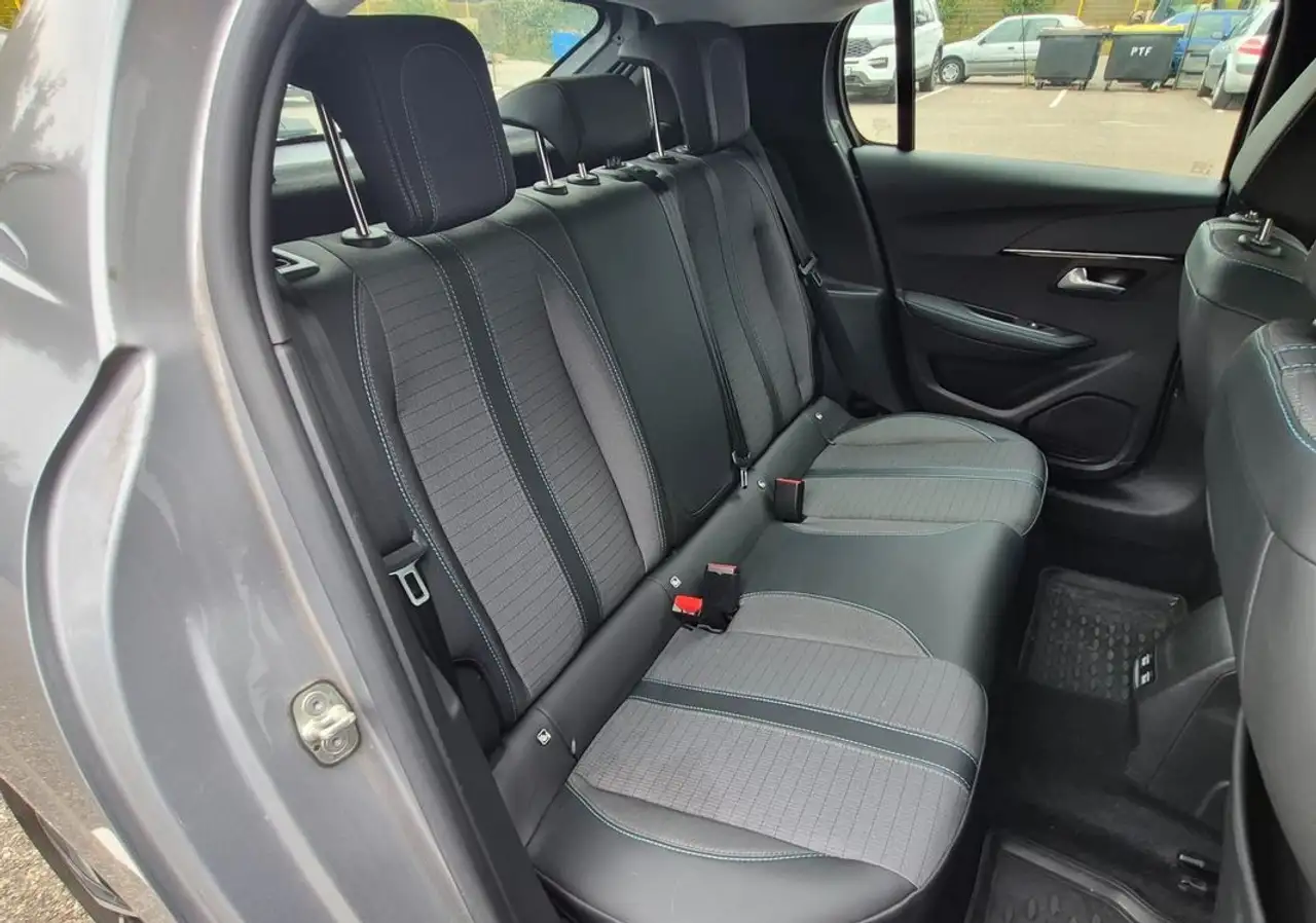 Peugeot 208 208 — photo 14