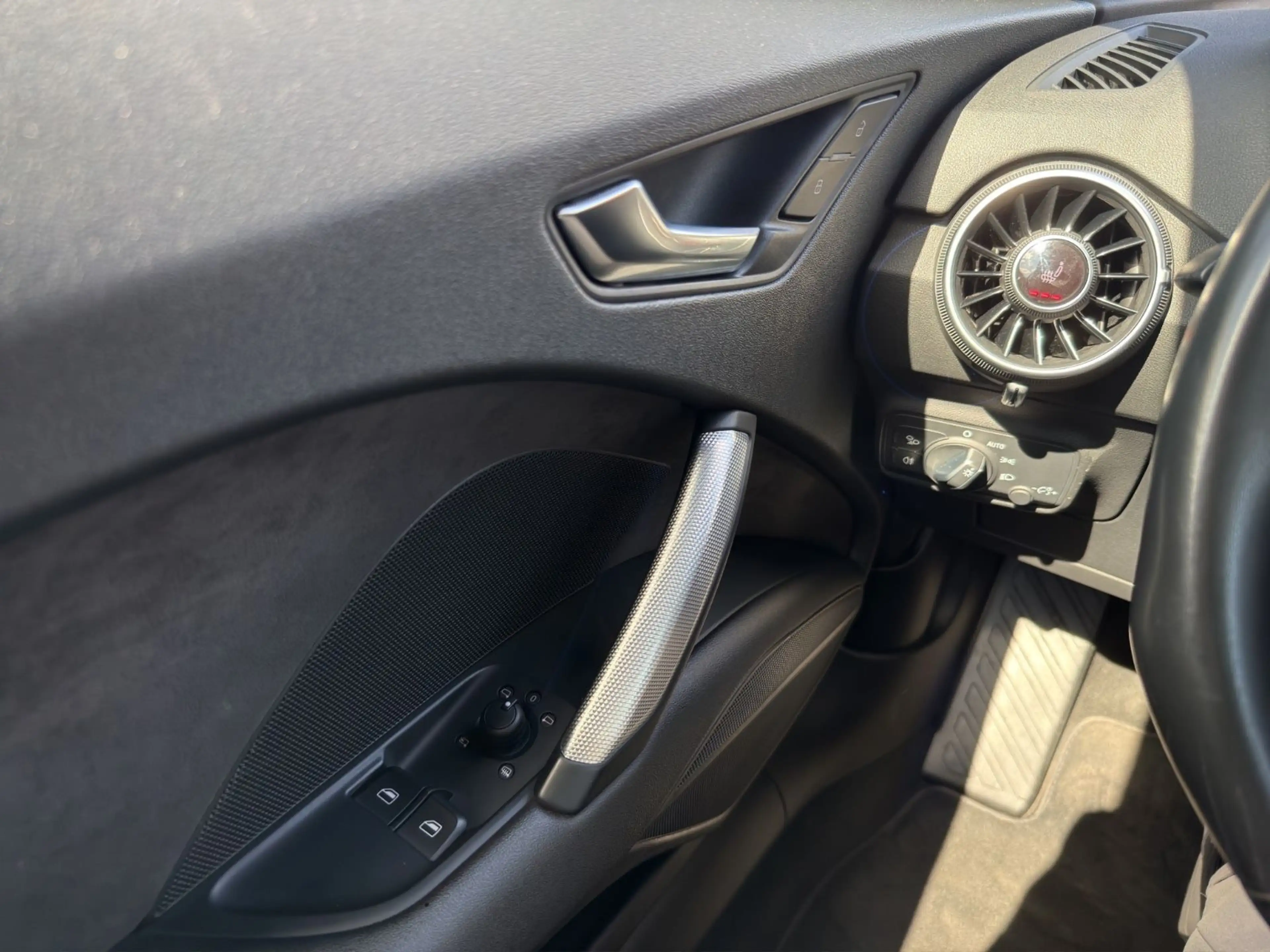 Audi TT Coupe 40 TFSI*S-LINE* — photo 12