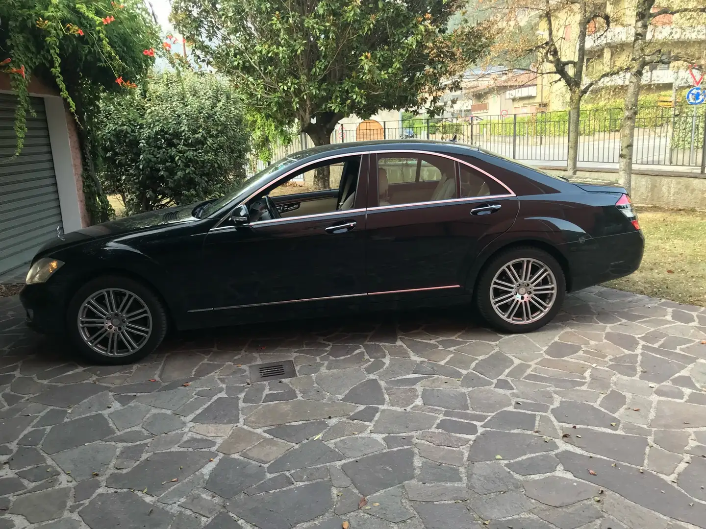 Mercedes-Benz S 320 - 1