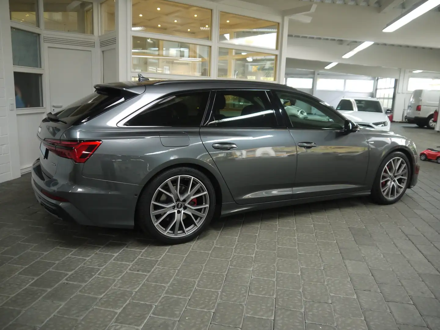 Audi A6 55 TFSI e quattro sport S-Line Gris - 2