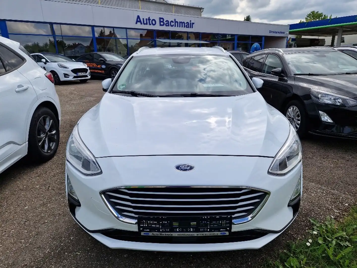 Ford Focus Turnier Cool & Connect, Navi, Tempomat, PDC, Bianco - 2
