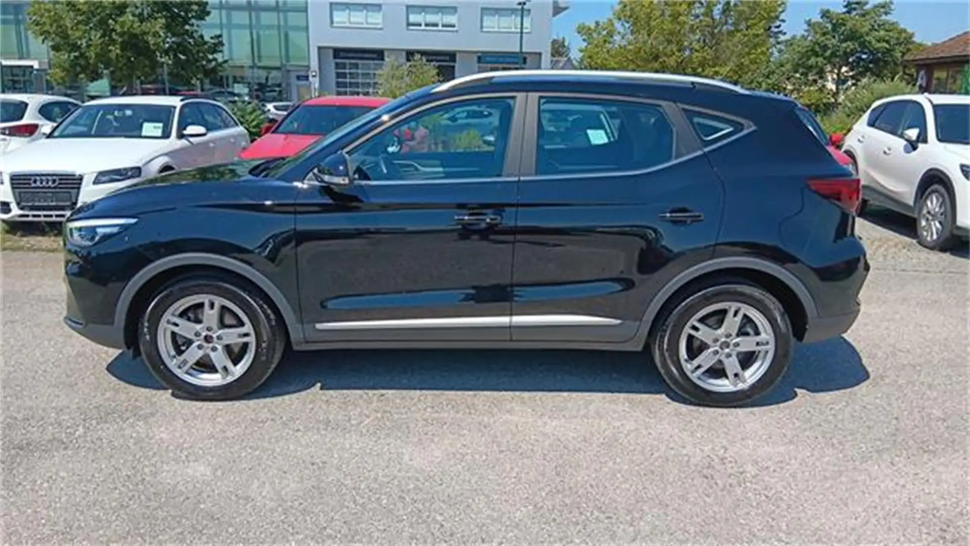 MG ZS EV Luxury 70 kWh Maximal Reichweite Schwarz - 2
