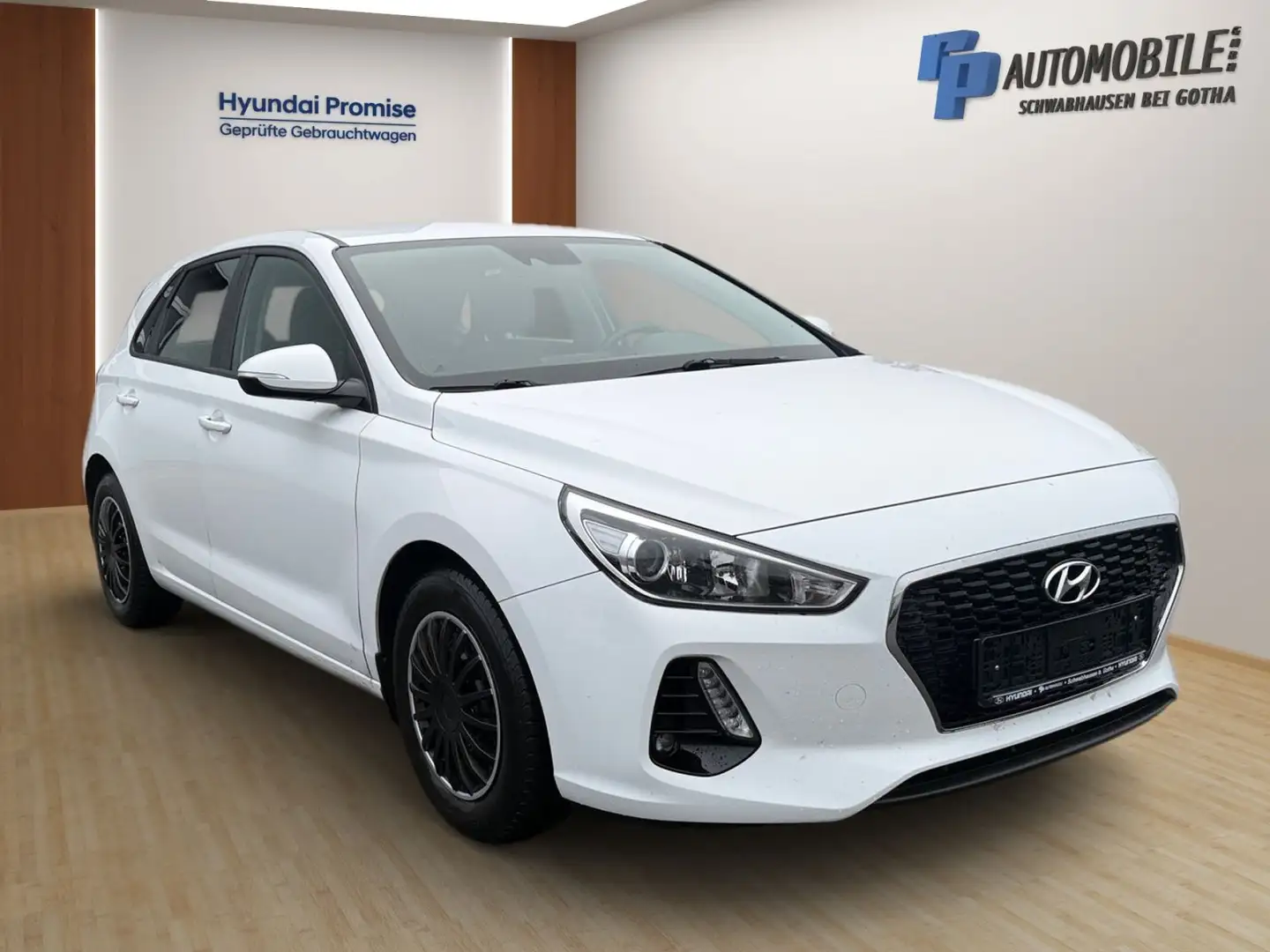 Hyundai i30 1.4 T-GDI Trend DCT Weiß - 2