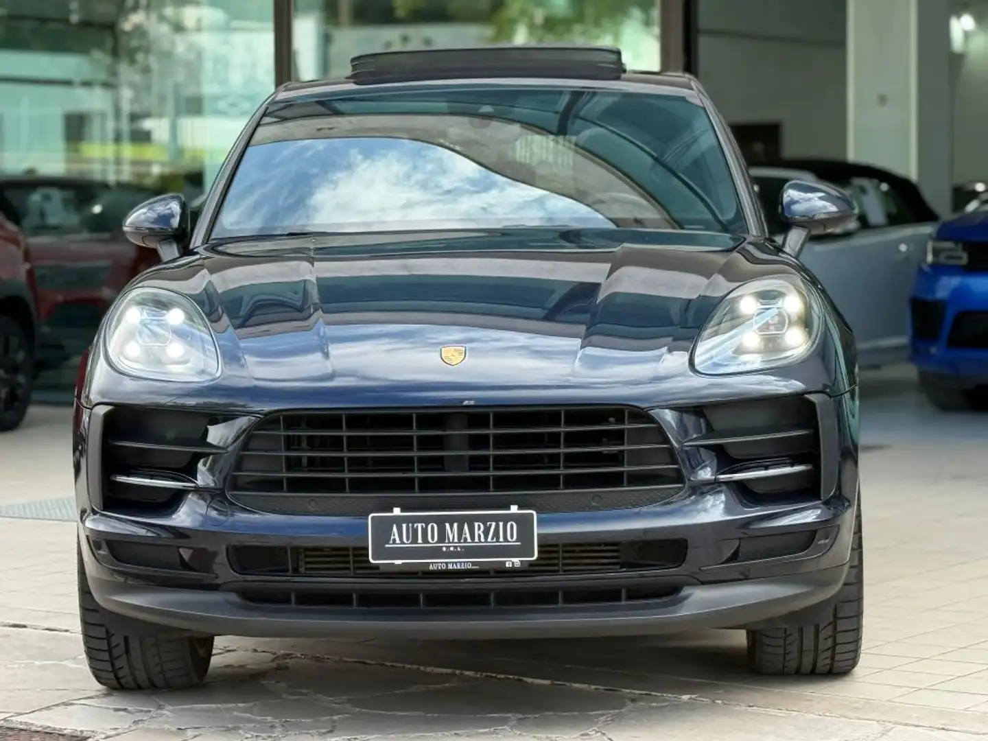 Porsche Macan 2.0 245cv pdk Noir - 1