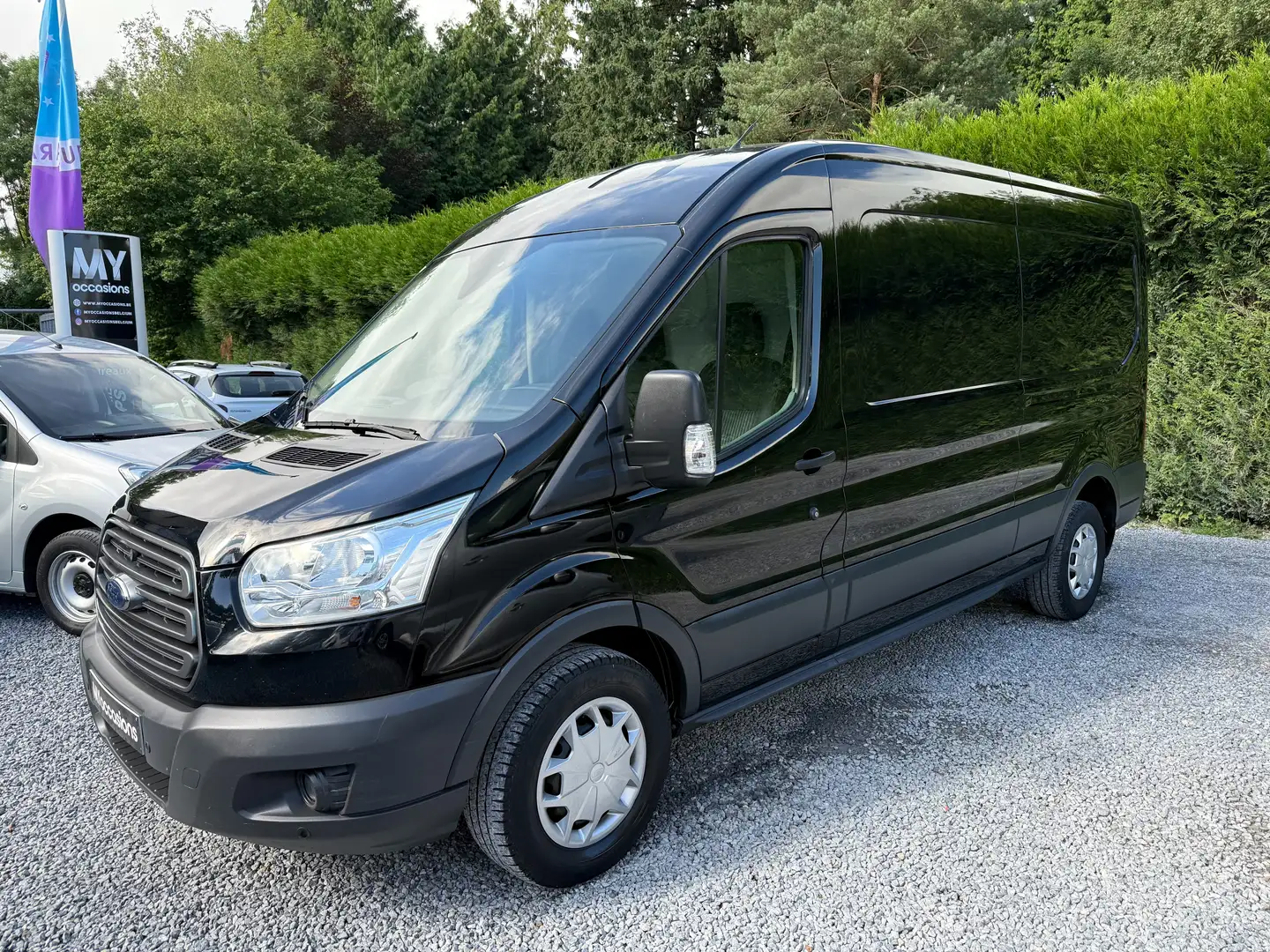 Ford Transit 2.0 TDCi L3H2 - 88.000 KM - TVA DEDUCTIBLE - Schwarz - 1