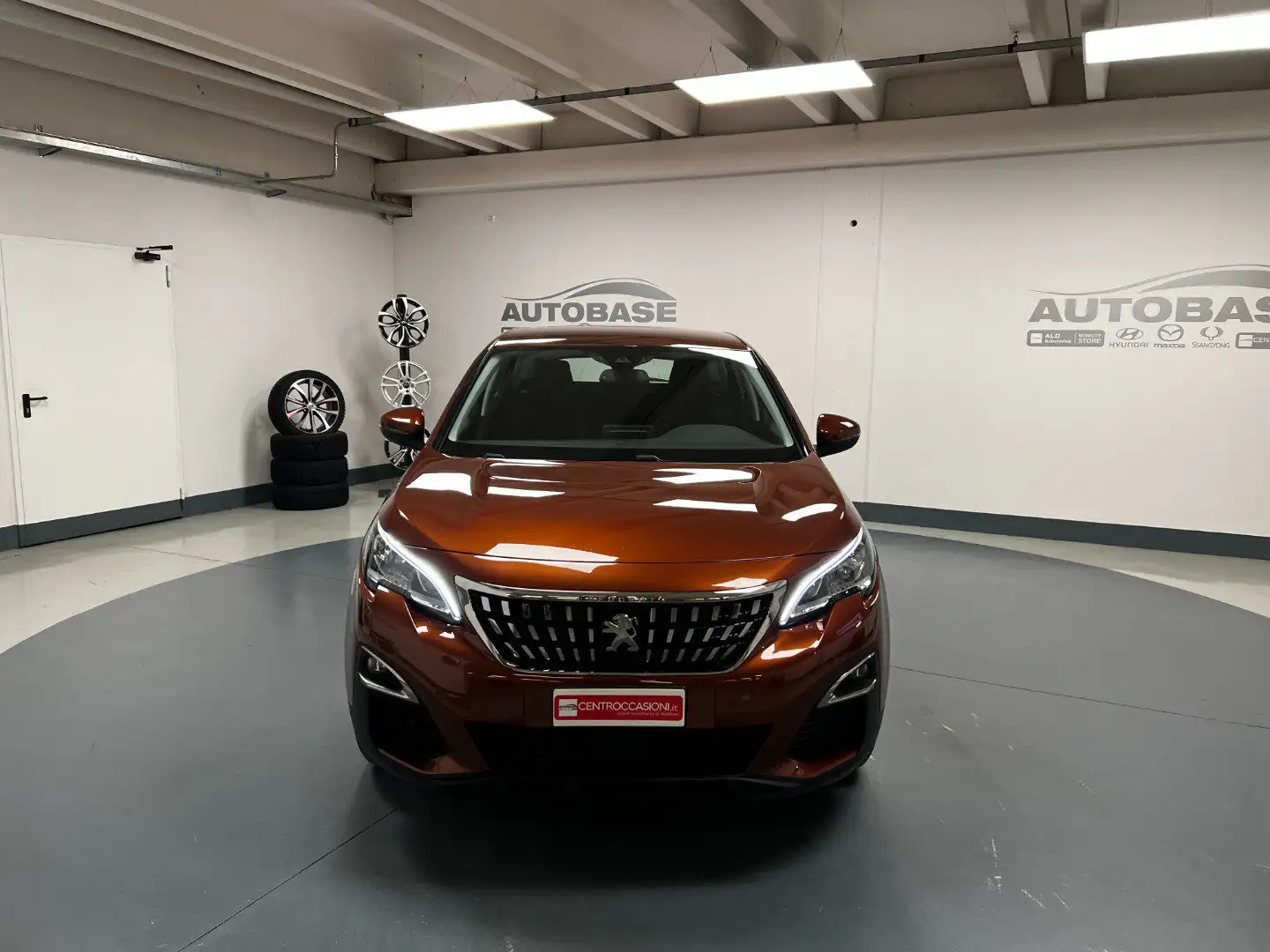 Peugeot 3008 BlueHDi 130 S&S Business Brown - 2