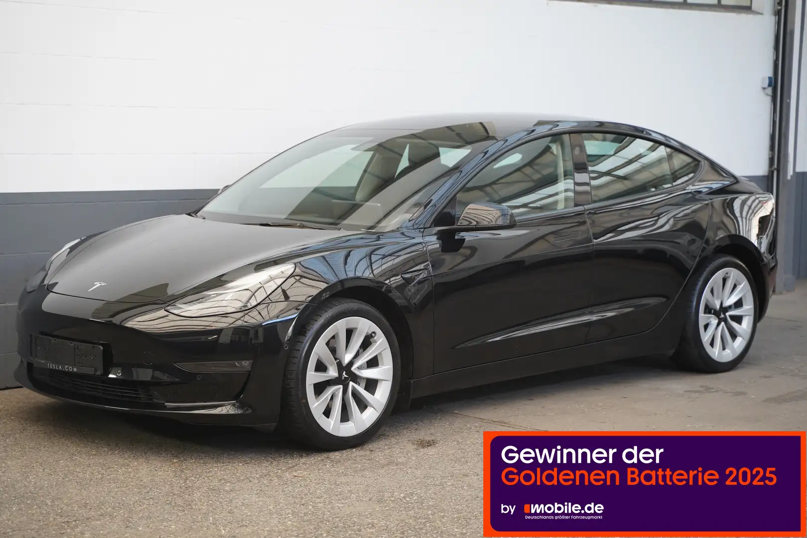 Tesla Model 3 Long Range AWD *AHK*19-Zoll* Zwart - 1