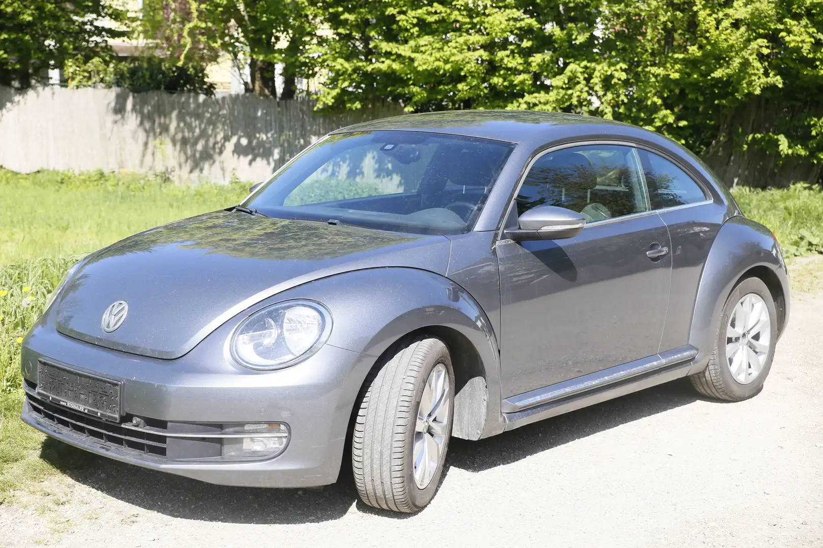Volkswagen Beetle Beetle 1,6 TDI Grau - 1