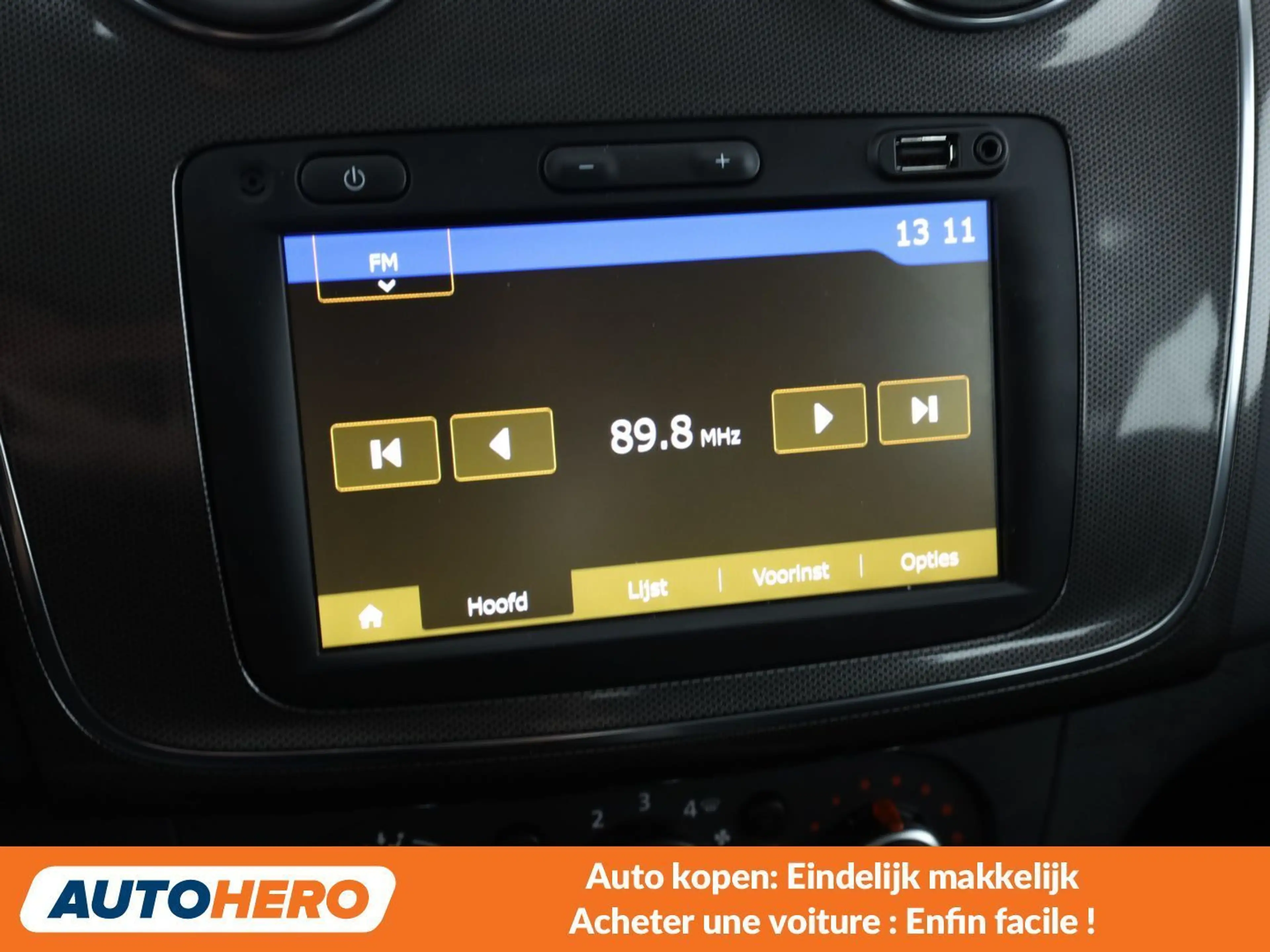 Dacia Sandero 0.9 TCe Stepway Prestige — photo 10