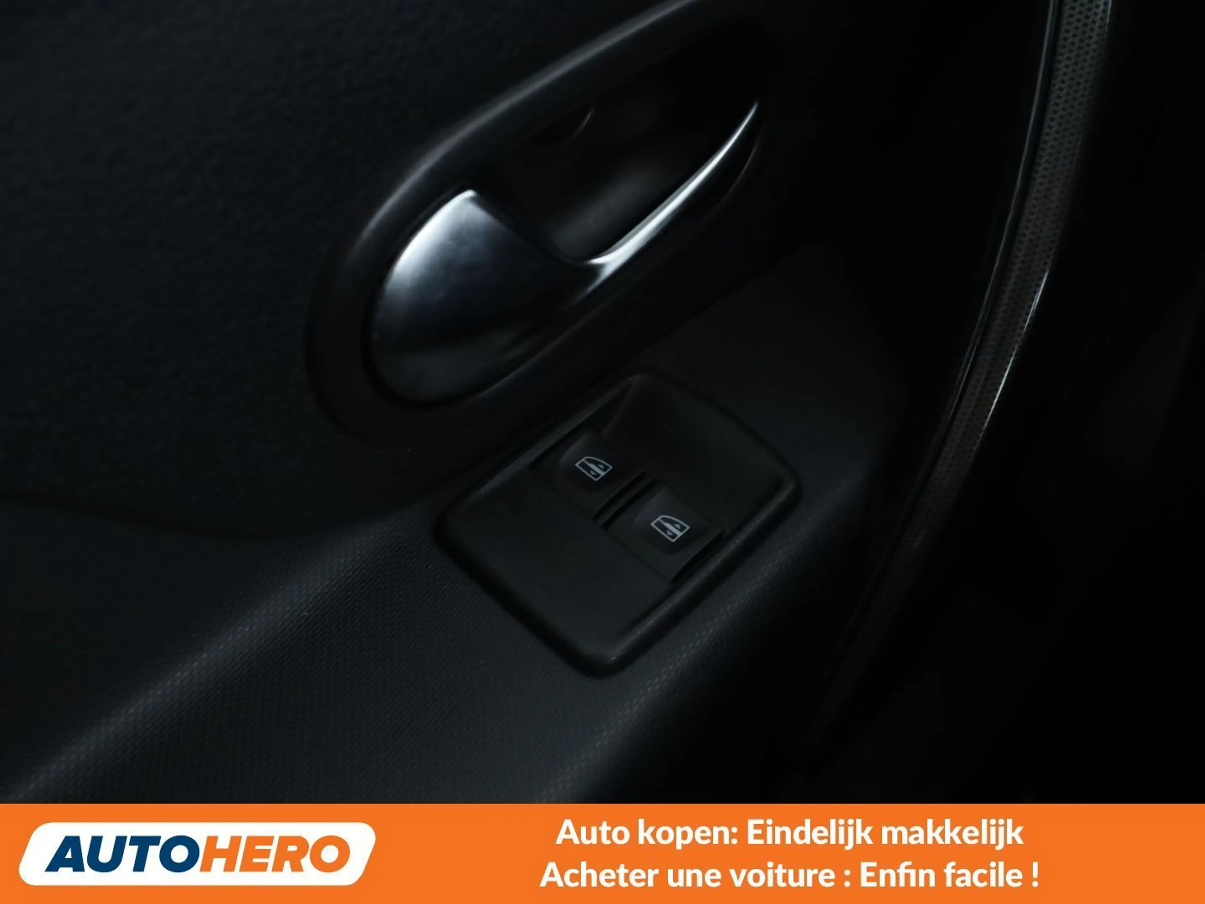 Dacia Sandero 0.9 TCe Stepway Prestige — photo 15