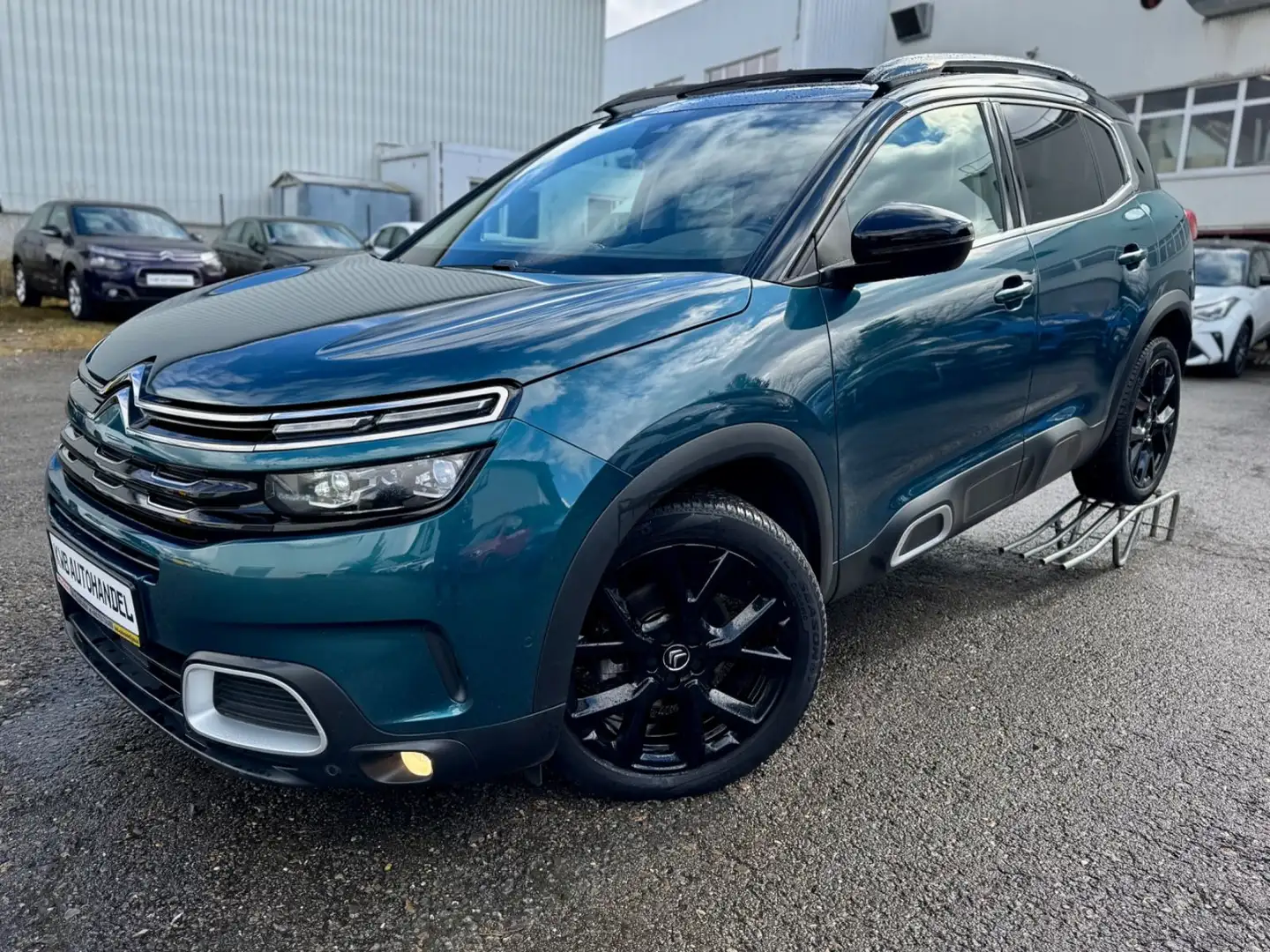 Citroen C5 Aircross Shine 180ps Panorama/Schiebedach Vert - 1