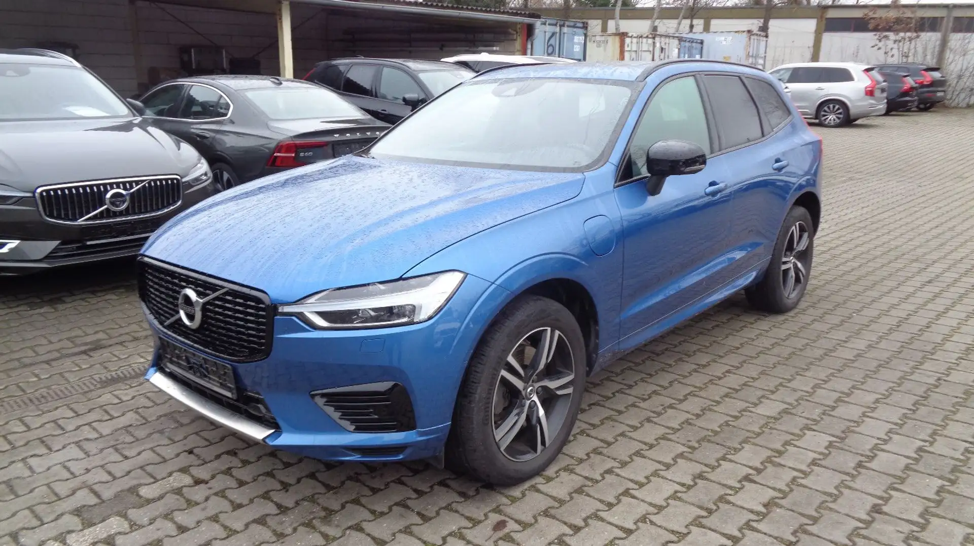 Volvo XC60 R-Design Plug-In Hybrid AWD*STHZ*SD*AHK* Blau - 1