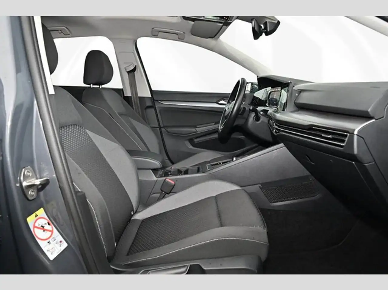 Volkswagen Golf VIII 2.0 TDI DSG Active 6