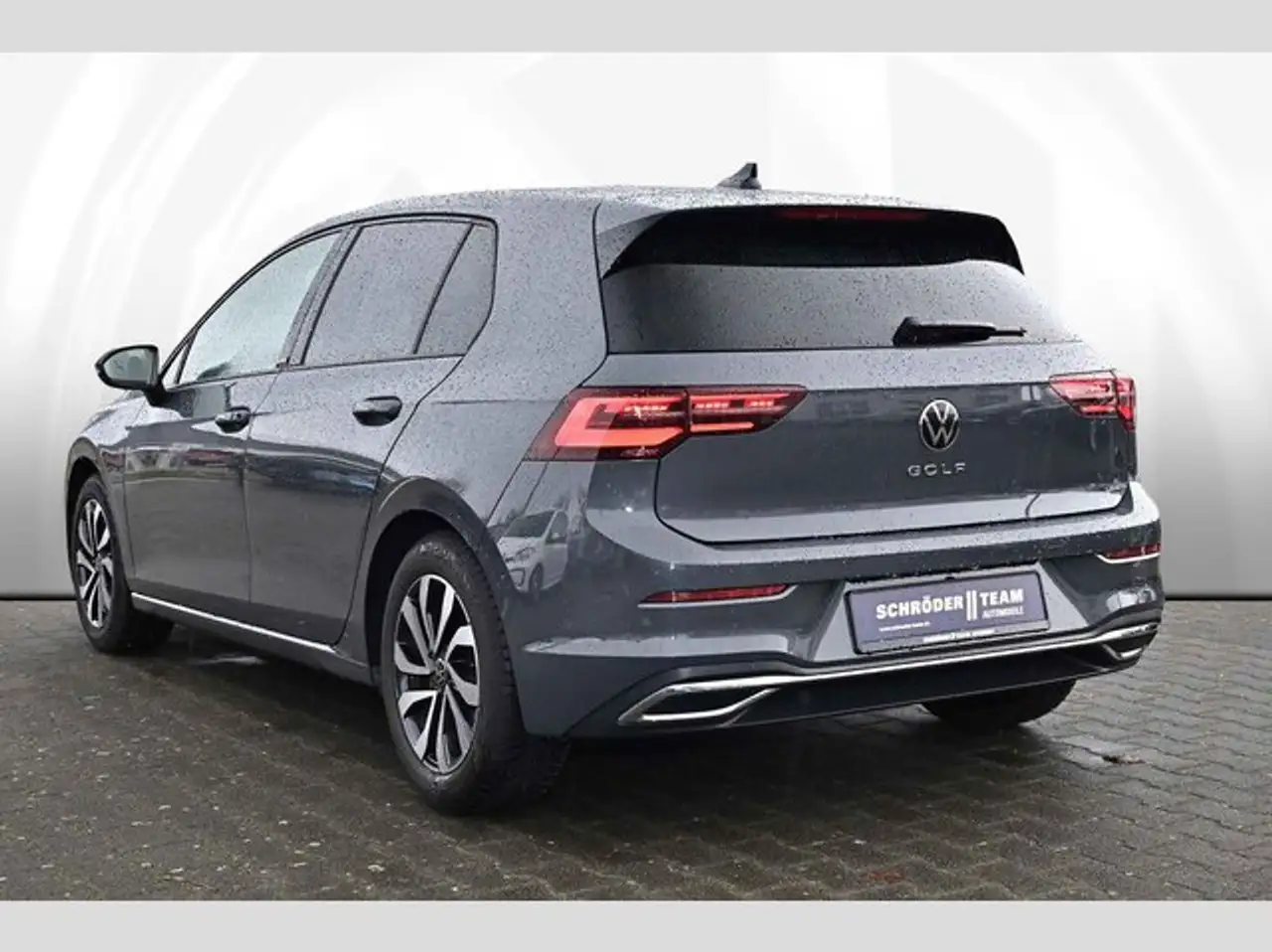 Volkswagen Golf VIII 2.0 TDI DSG Active 4