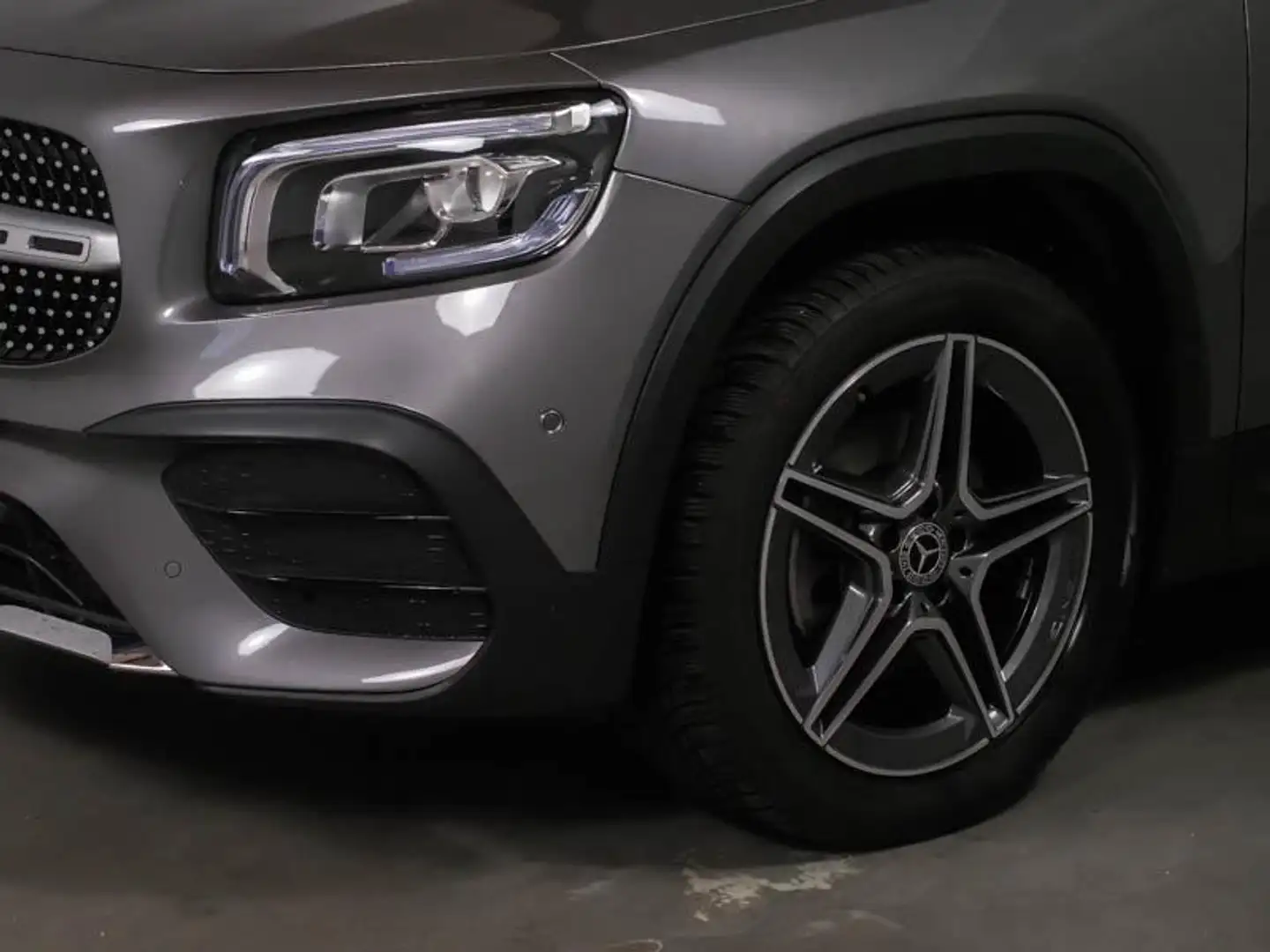 Mercedes-Benz GLB 200 d, AMG, LED, AHK, Standheizung, Distronic, Lede... Grau - 2